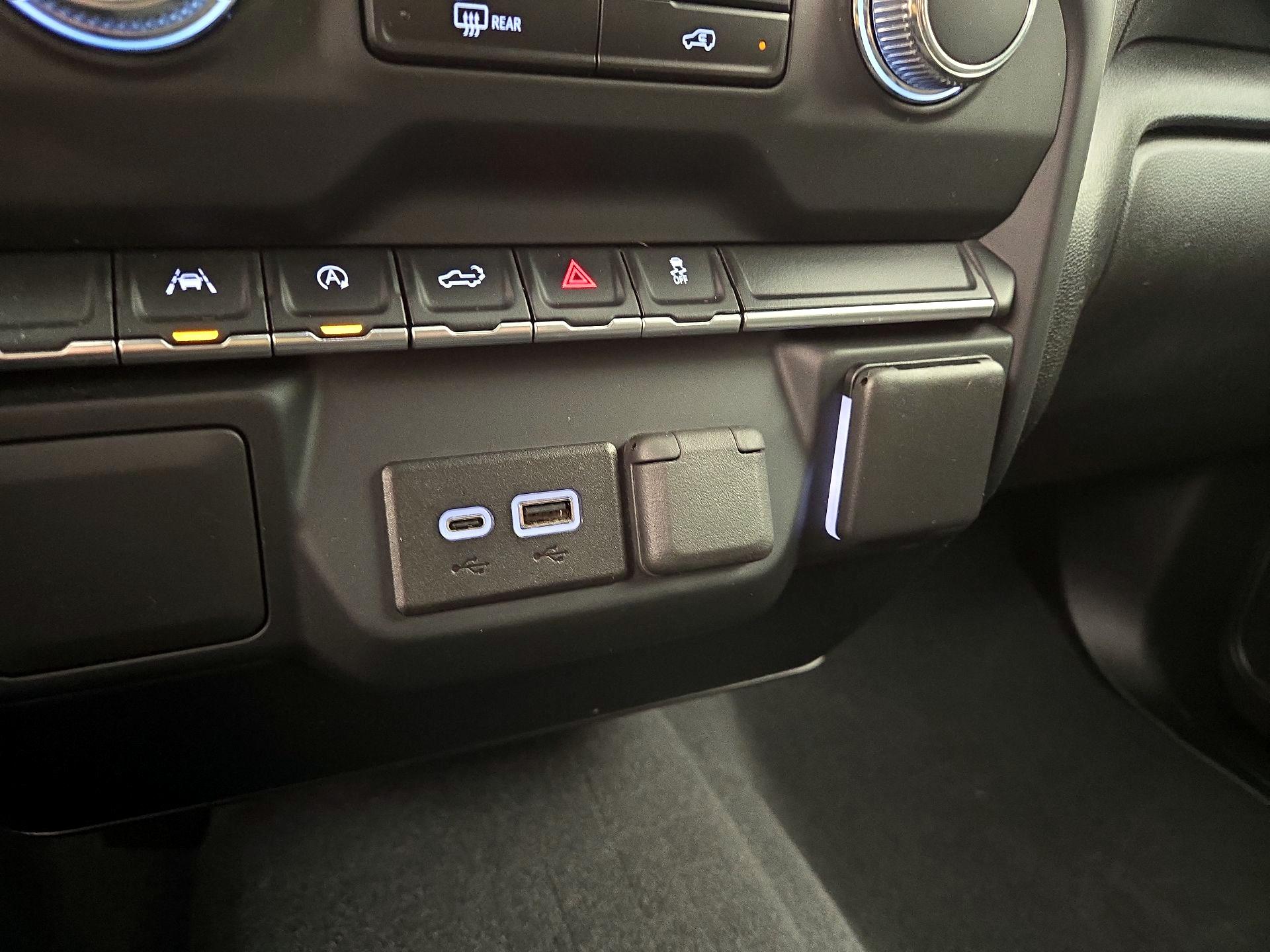 Thumbnail: 2023 GMC Sierra 1500 - 18