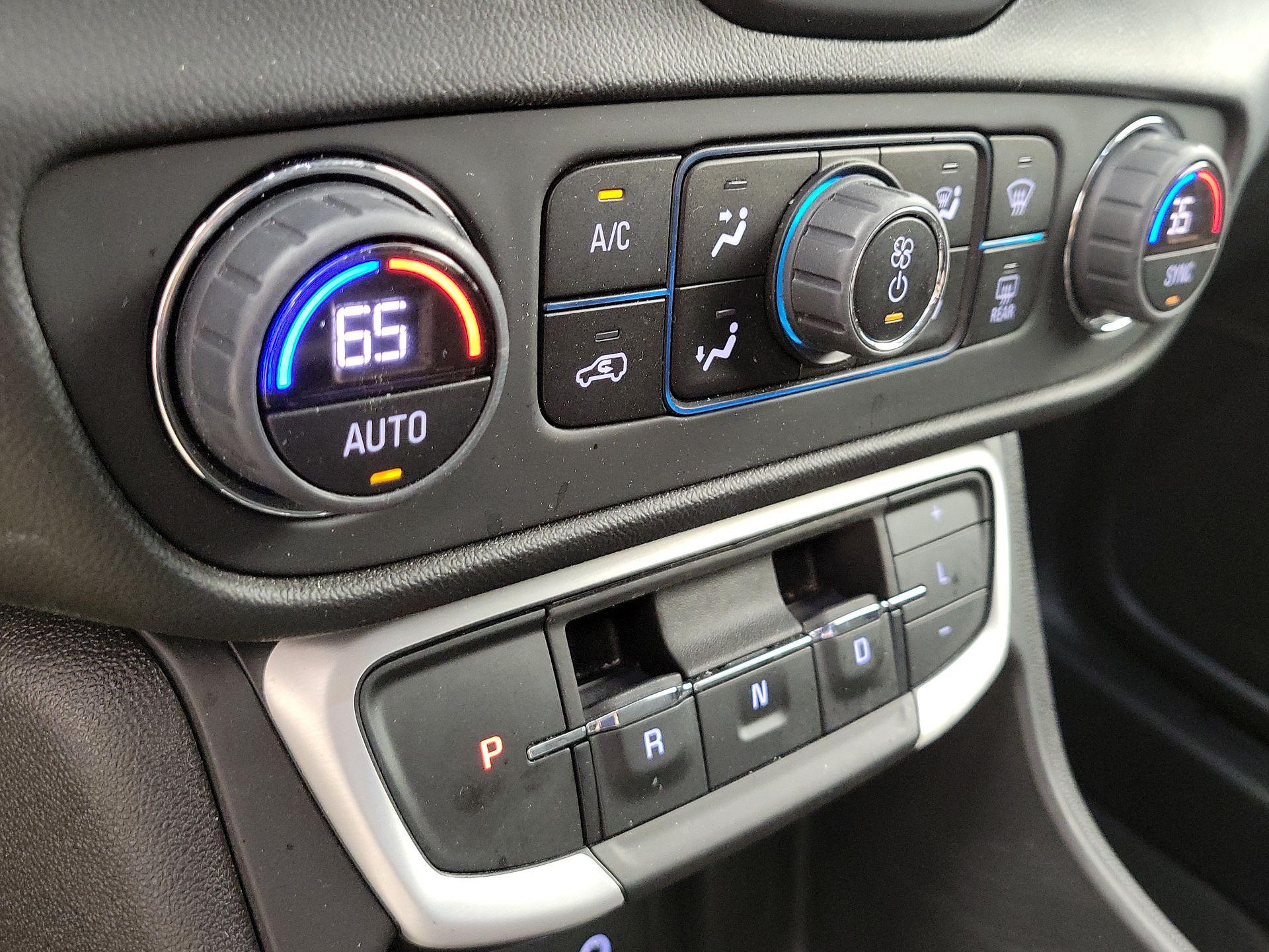 Thumbnail: 2022 GMC Terrain - 16