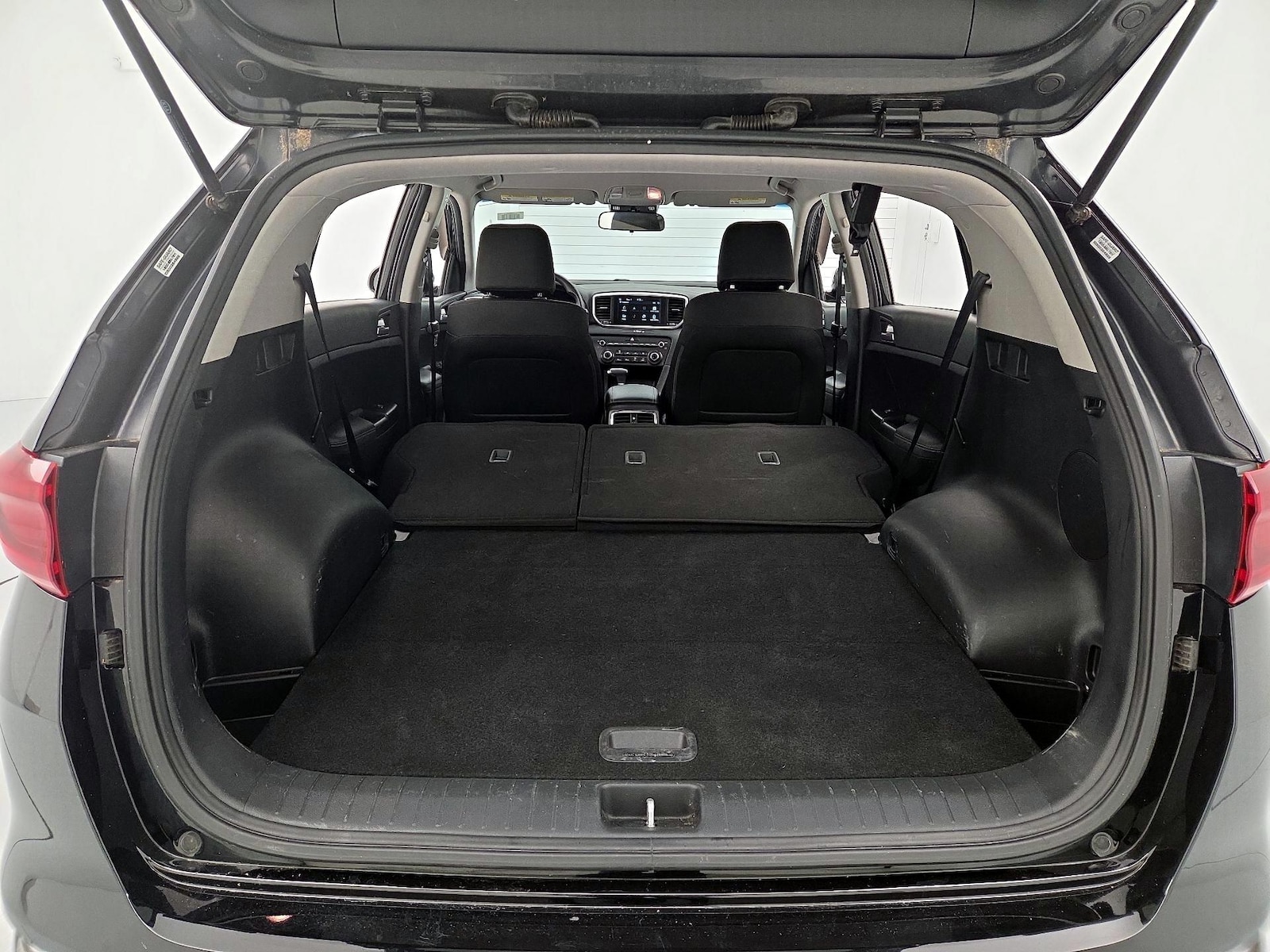 2021 Kia Sportage LX - Photo 22