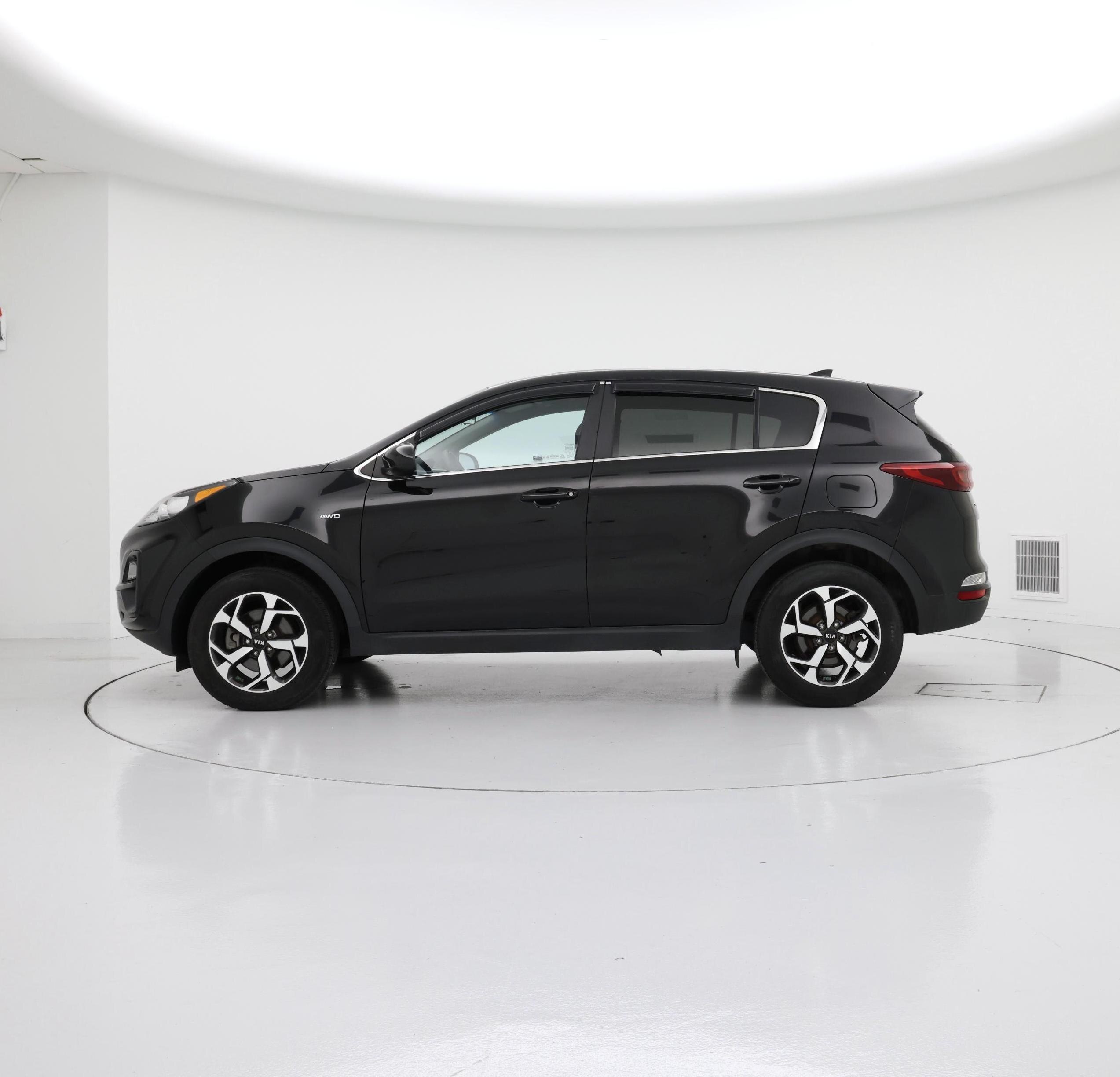 Thumbnail: 2021 Kia Sportage - 3