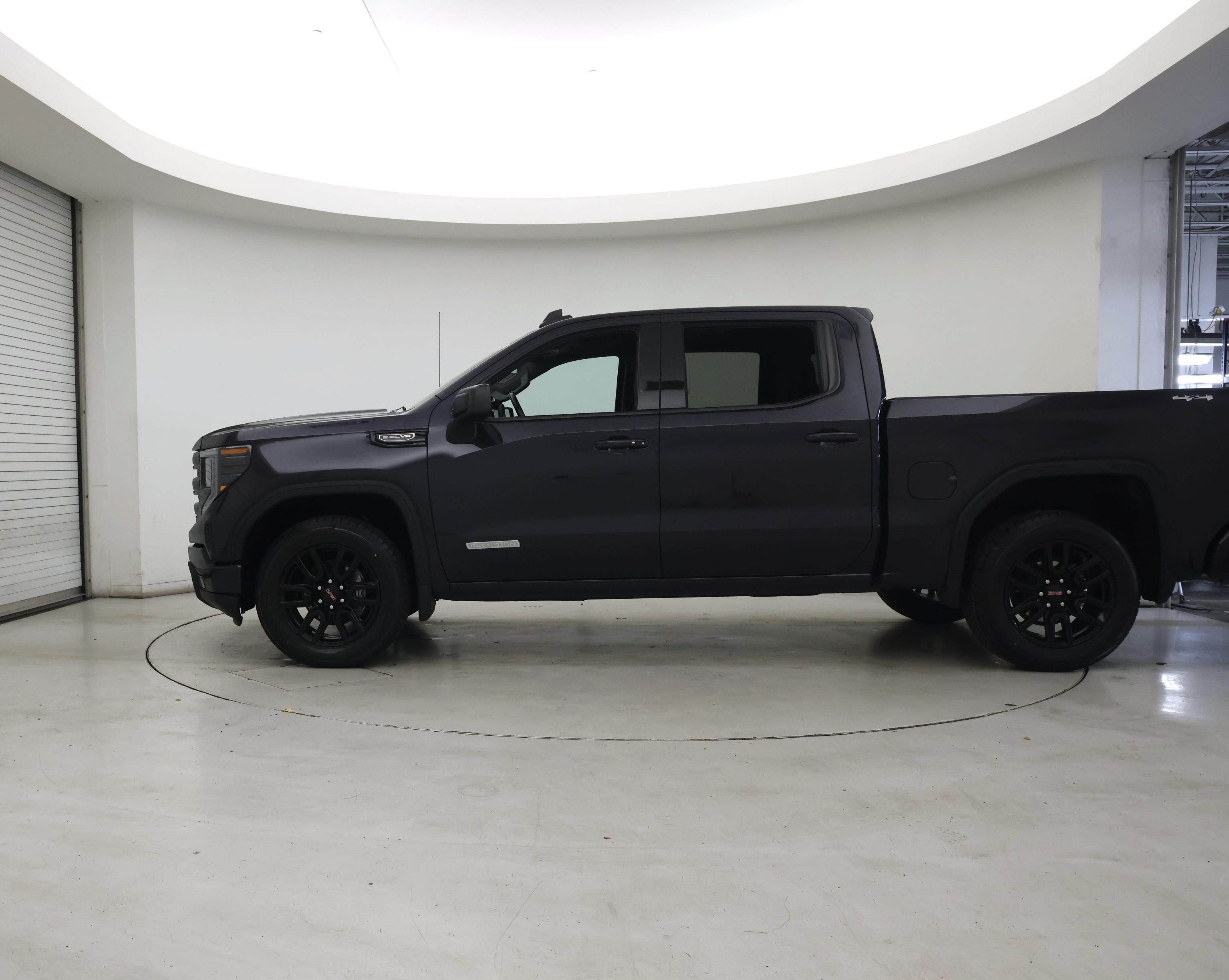 Thumbnail: 2023 GMC Sierra 1500 - 3