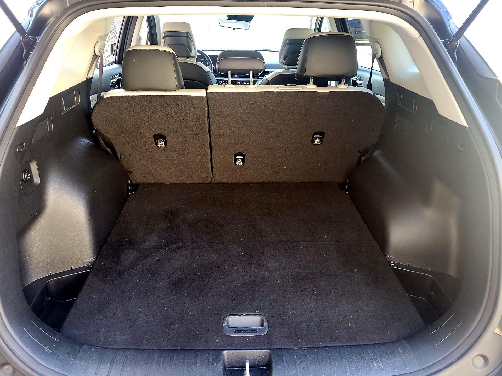 Thumbnail: 2023 Kia Sportage - 19