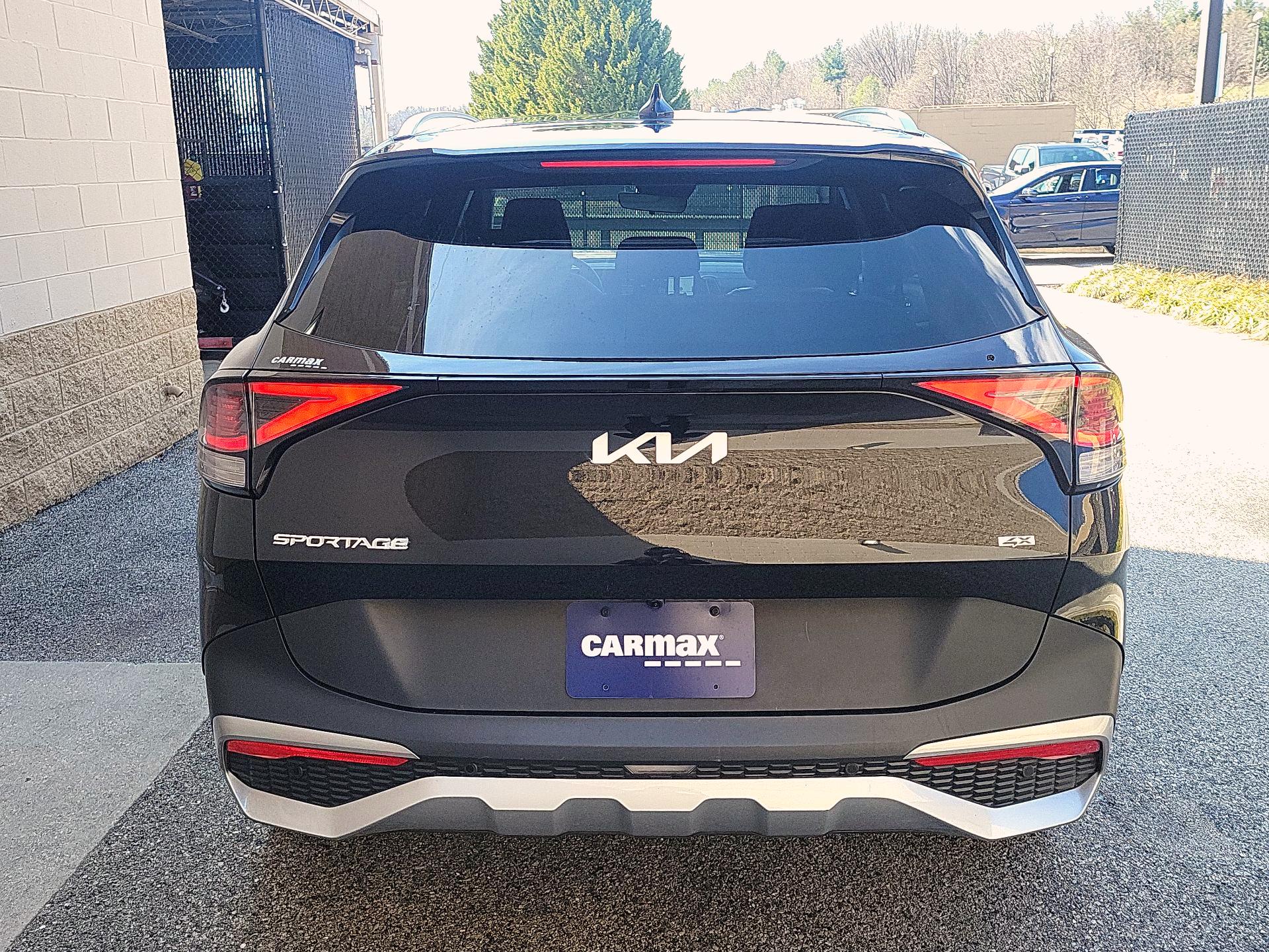 Thumbnail: 2023 Kia Sportage - 6