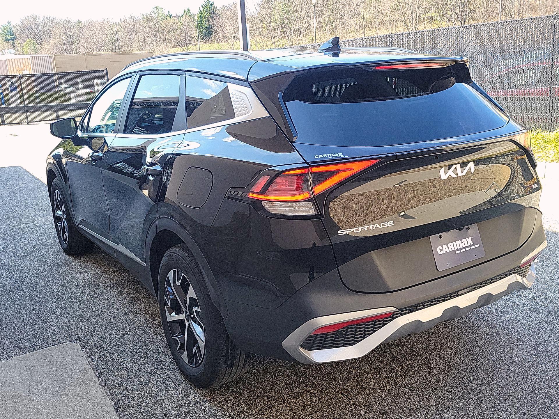 Thumbnail: 2023 Kia Sportage - 7