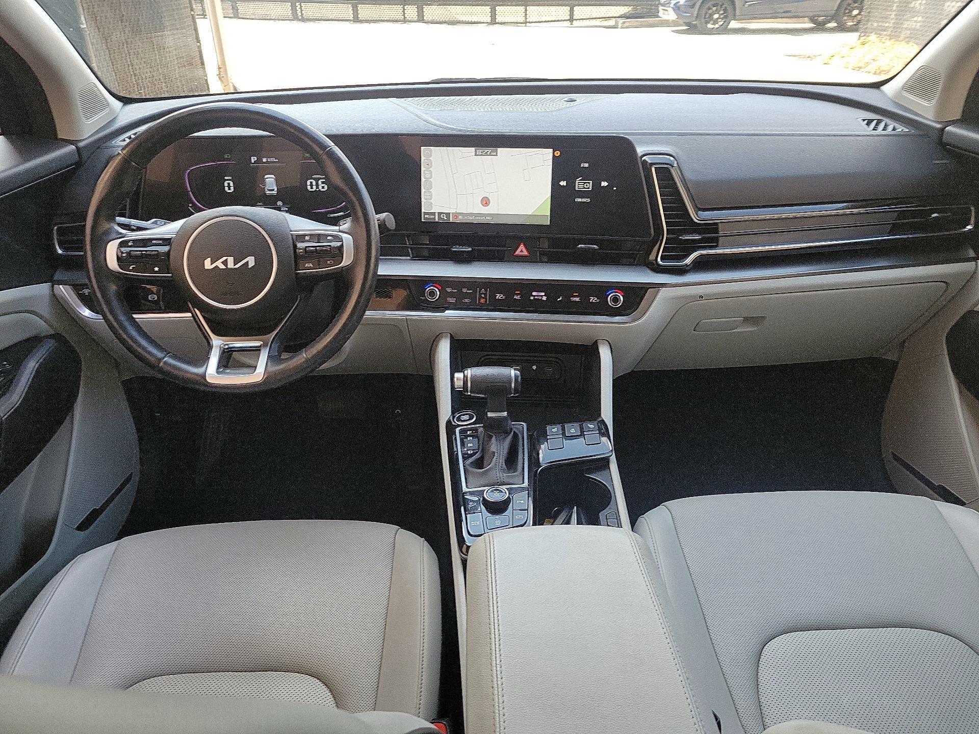 Thumbnail: 2023 Kia Sportage - 8