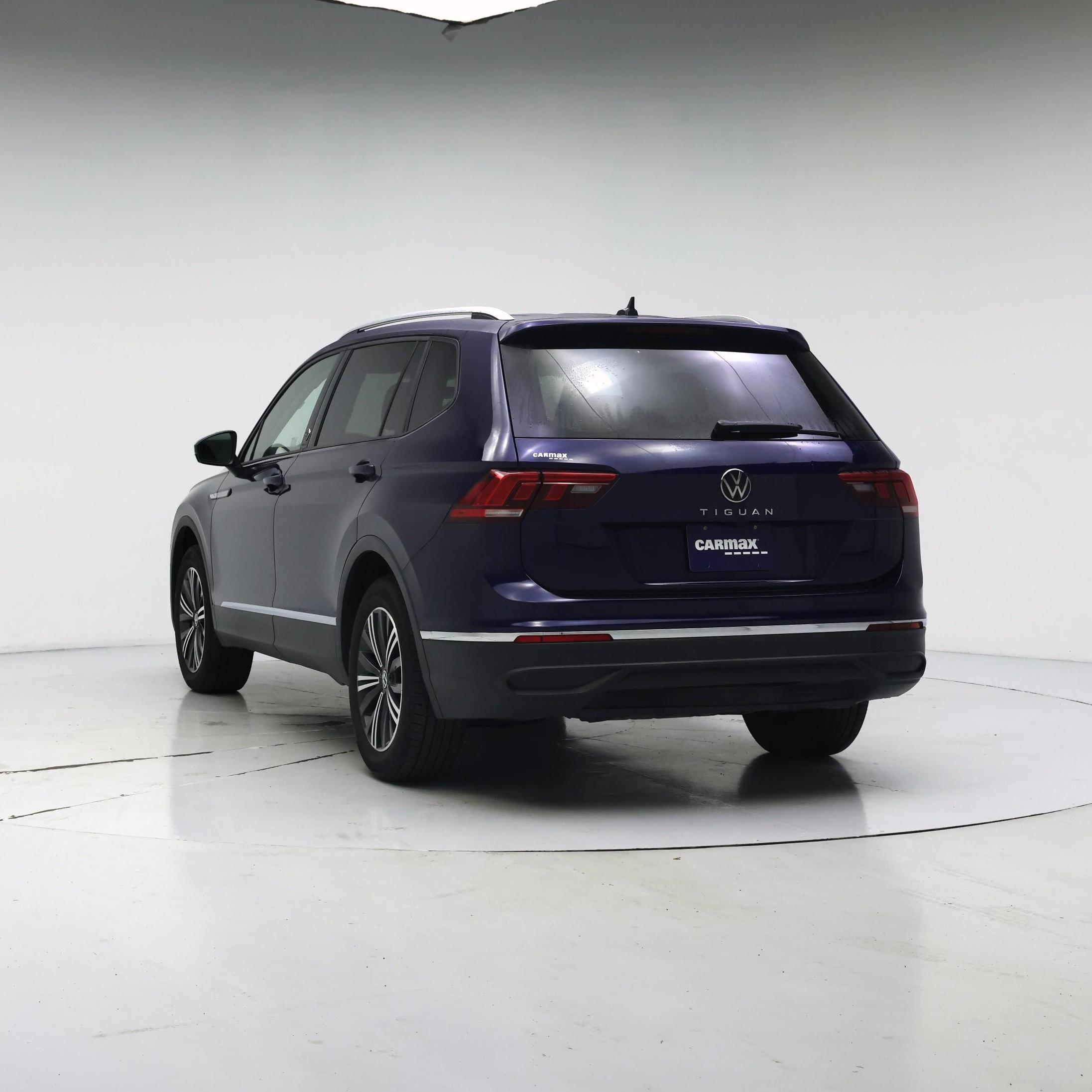 Thumbnail: 2024 Volkswagen Tiguan - 2