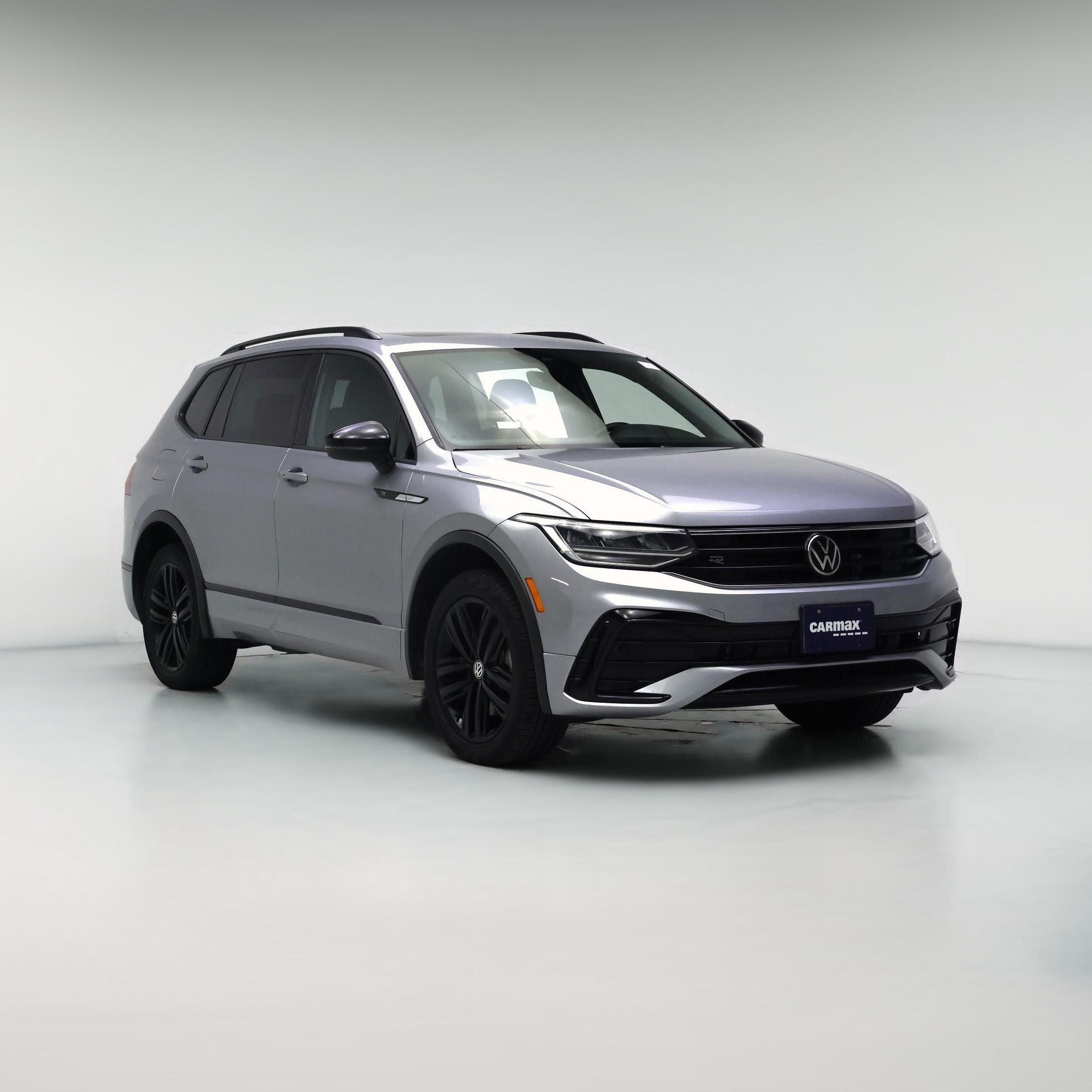 Thumbnail: 2022 Volkswagen Tiguan - 1