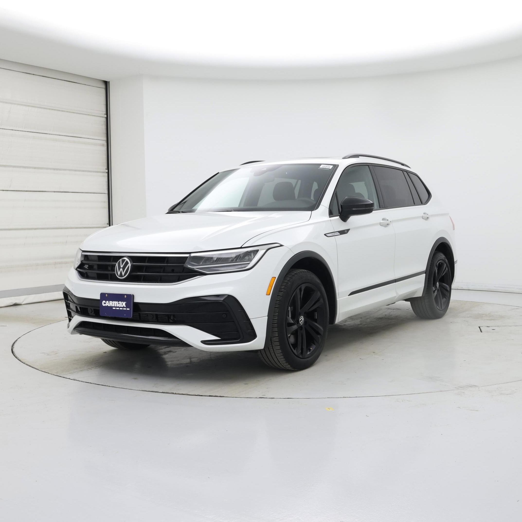 Thumbnail: 2024 Volkswagen Tiguan - 4