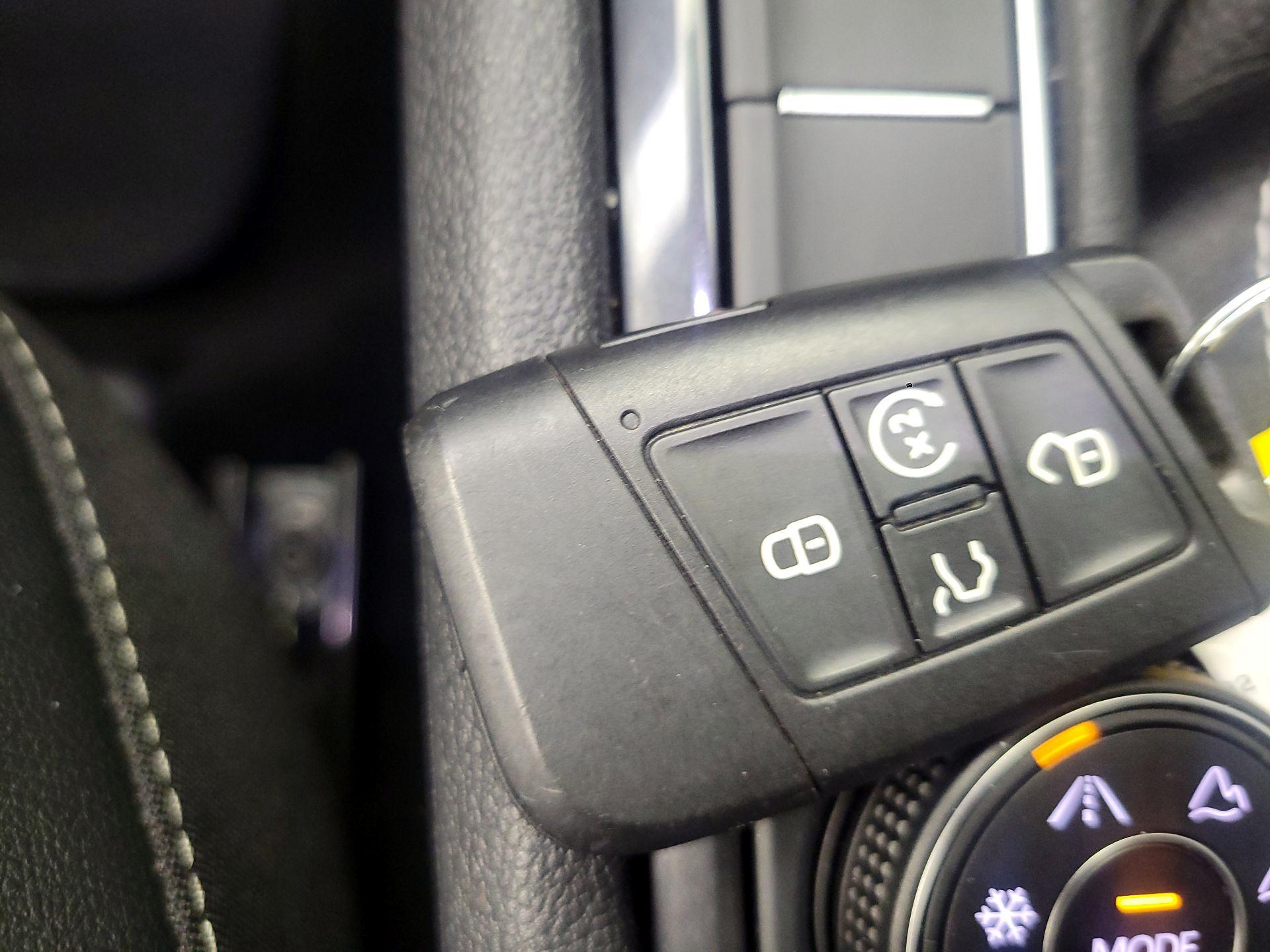 Thumbnail: 2022 Volkswagen Tiguan - 20