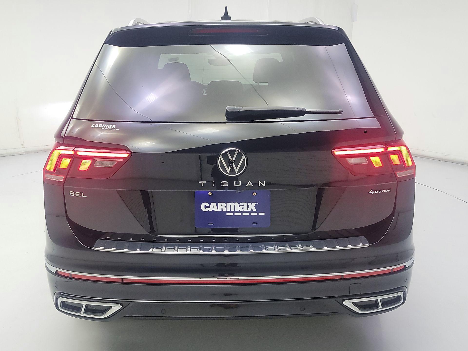 Thumbnail: 2022 Volkswagen Tiguan - 6