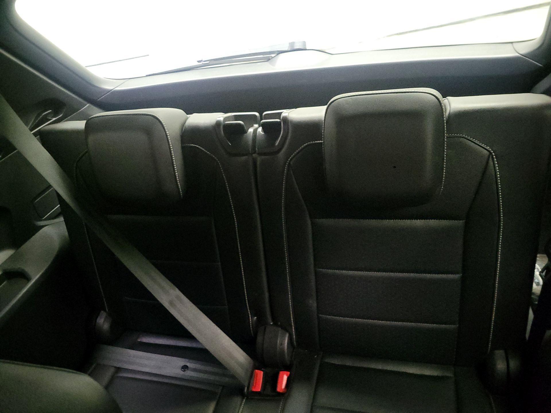 Thumbnail: 2021 Volkswagen Tiguan - 19