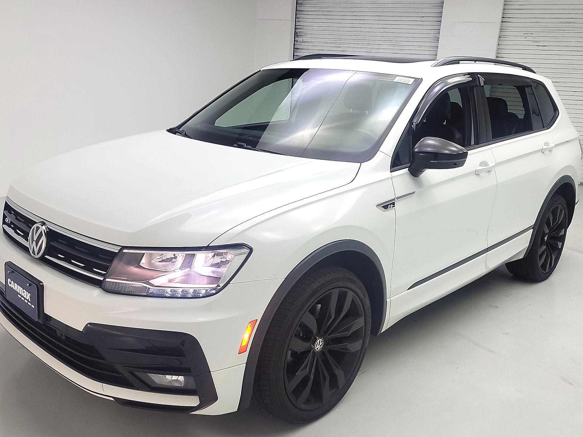 Thumbnail: 2021 Volkswagen Tiguan - 3