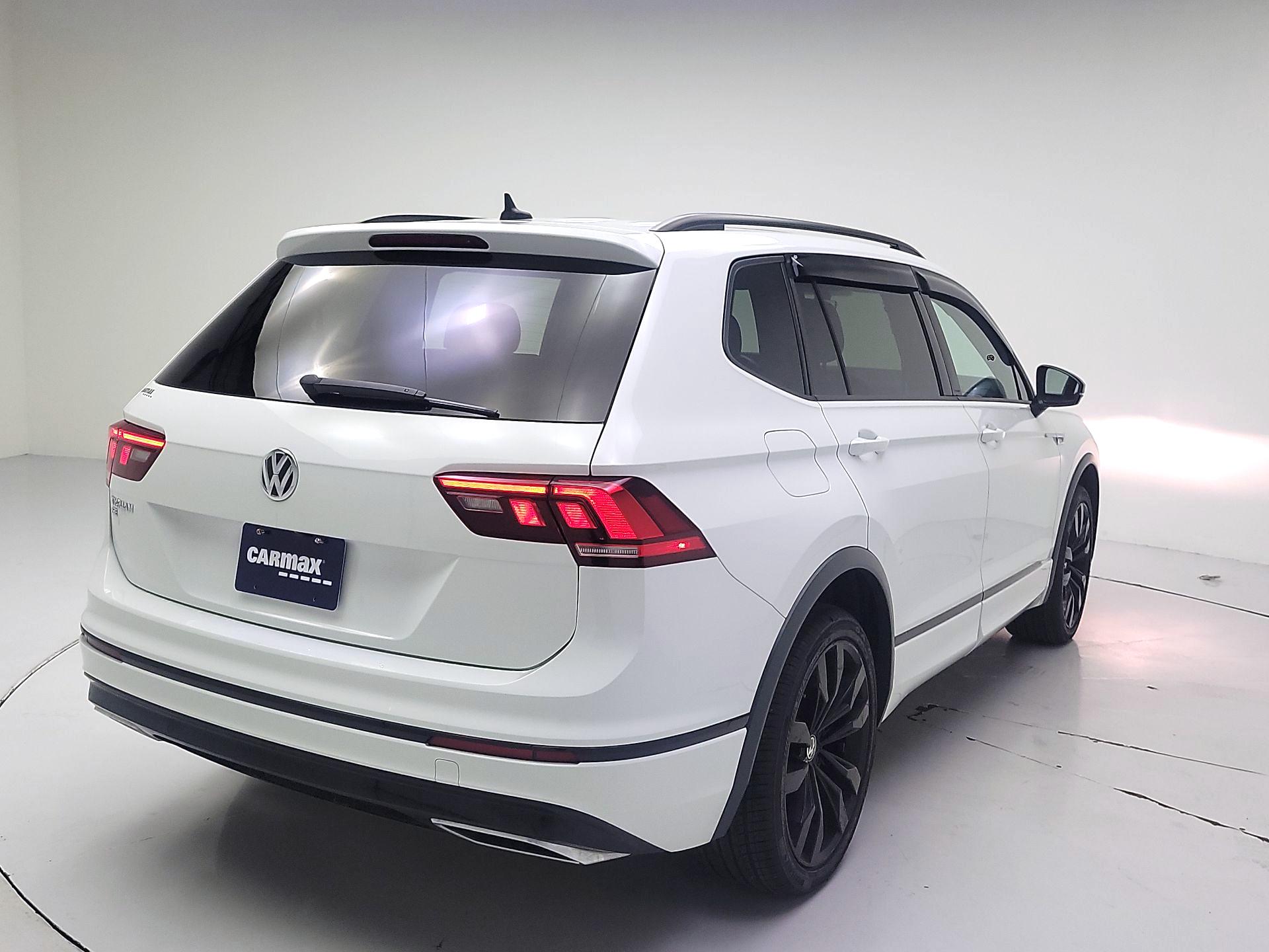 Thumbnail: 2021 Volkswagen Tiguan - 5
