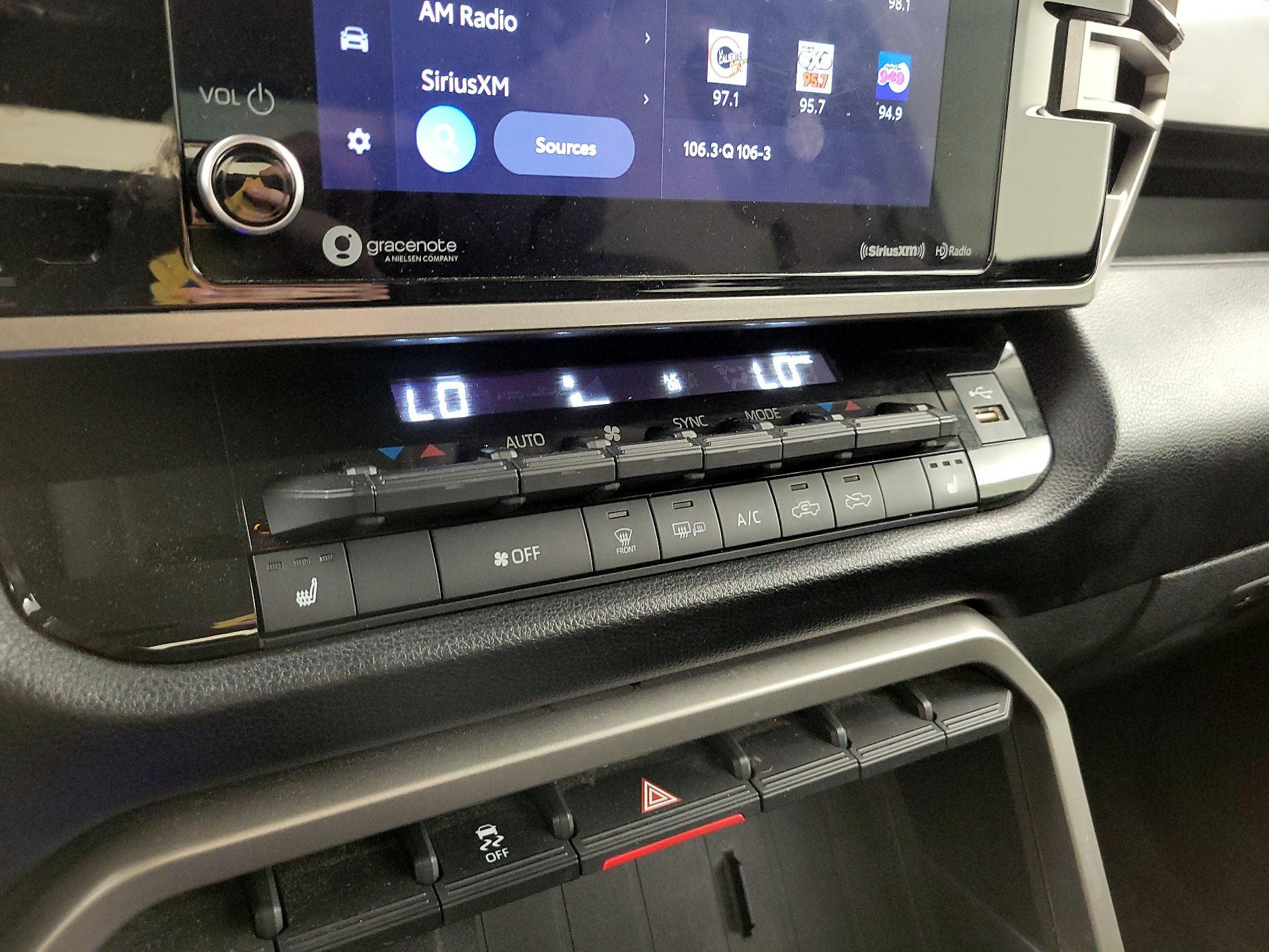 Thumbnail: 2023 Toyota Tundra - 15