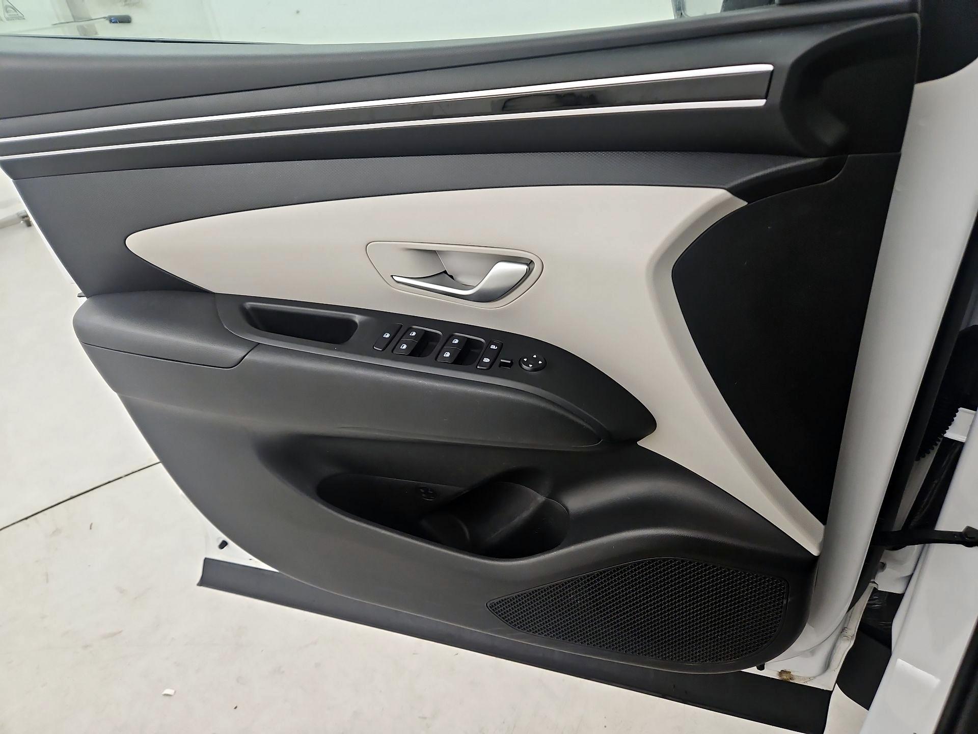 Thumbnail: 2024 Hyundai Tucson - 12