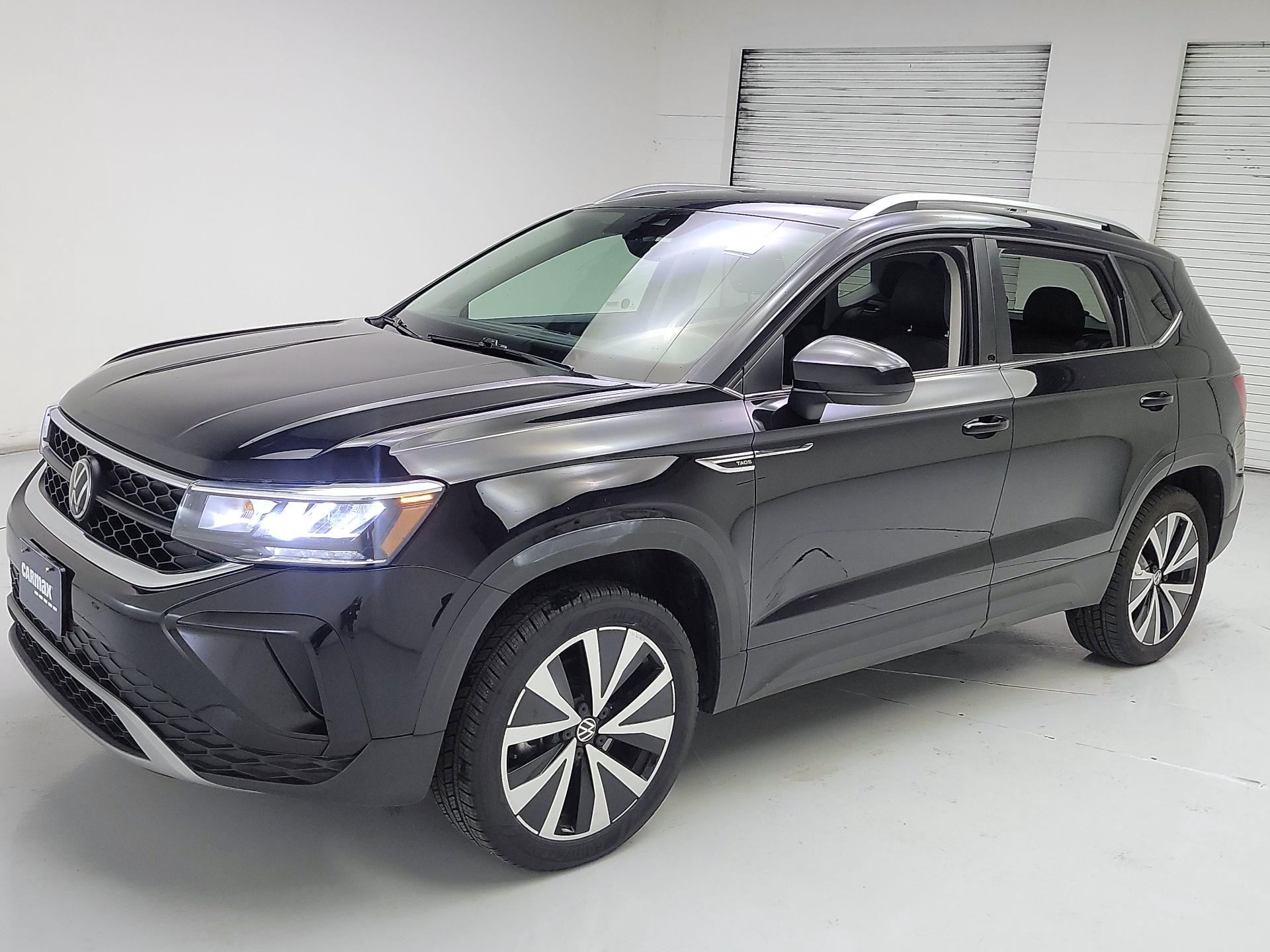 Thumbnail: 2024 Volkswagen Taos - 3