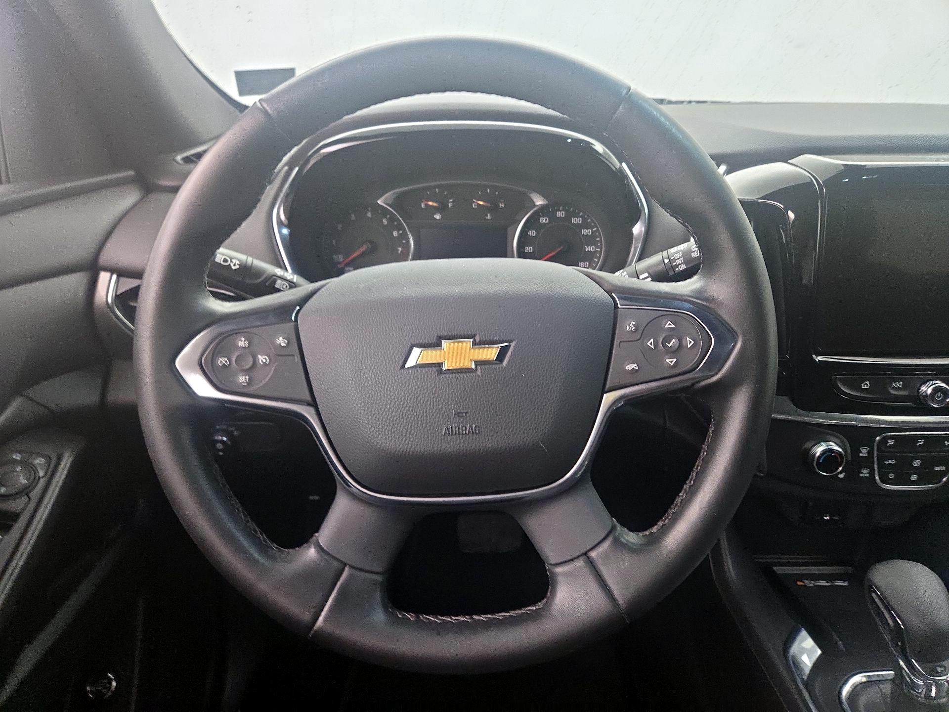 Thumbnail: 2023 Chevrolet Traverse - 10