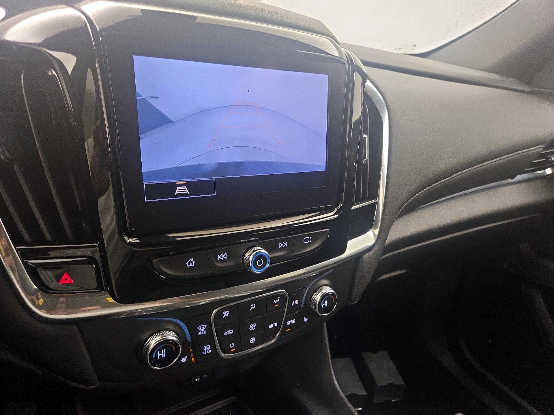 Thumbnail: 2023 Chevrolet Traverse - 14