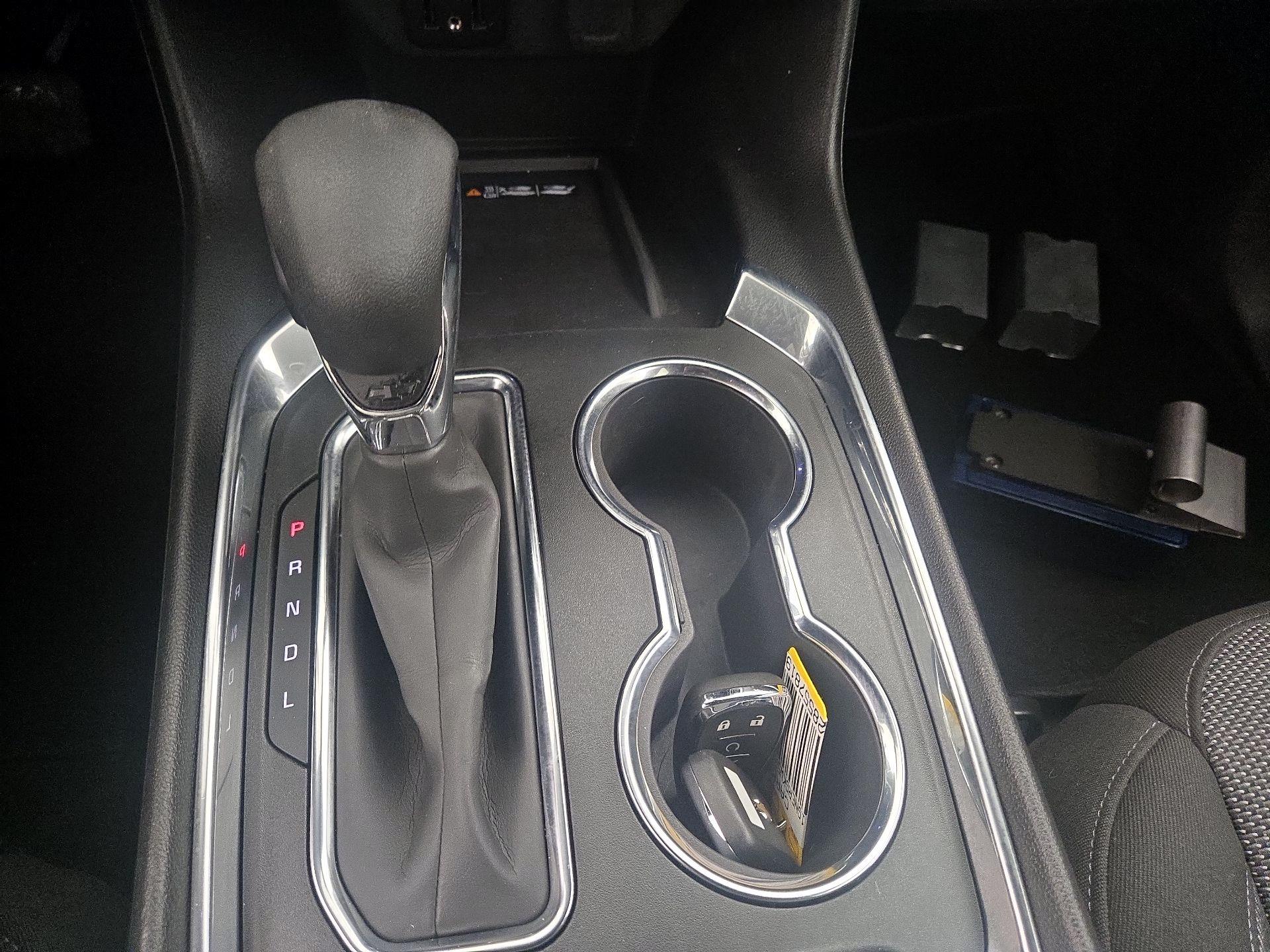 Thumbnail: 2023 Chevrolet Traverse - 17