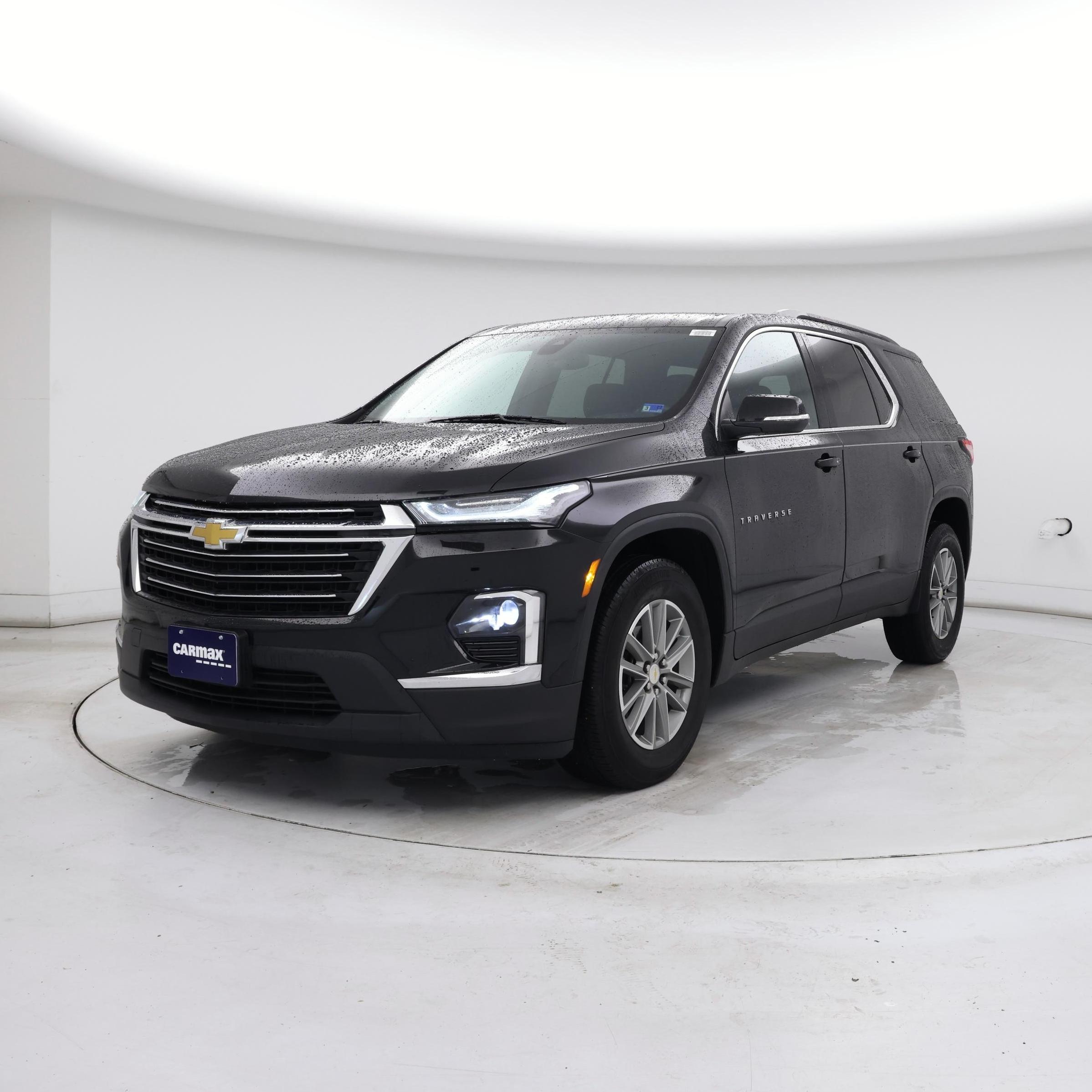 Thumbnail: 2023 Chevrolet Traverse - 4