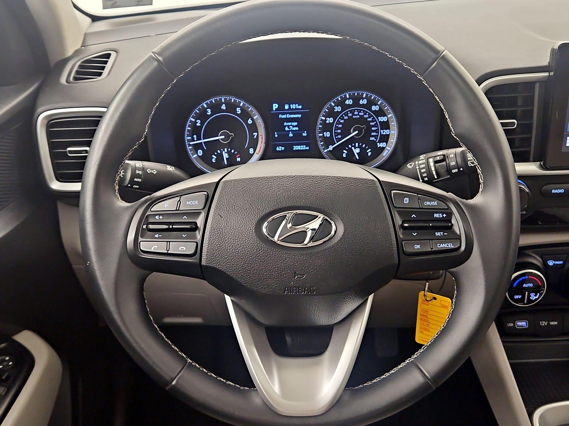 Thumbnail: 2022 Hyundai Venue - 10