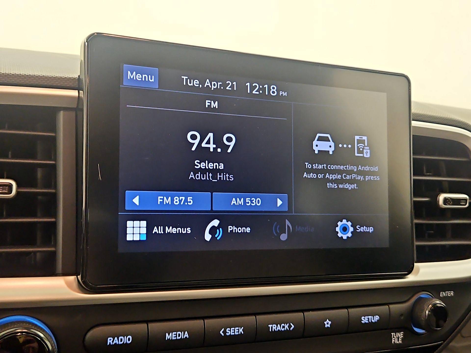 Thumbnail: 2022 Hyundai Venue - 15