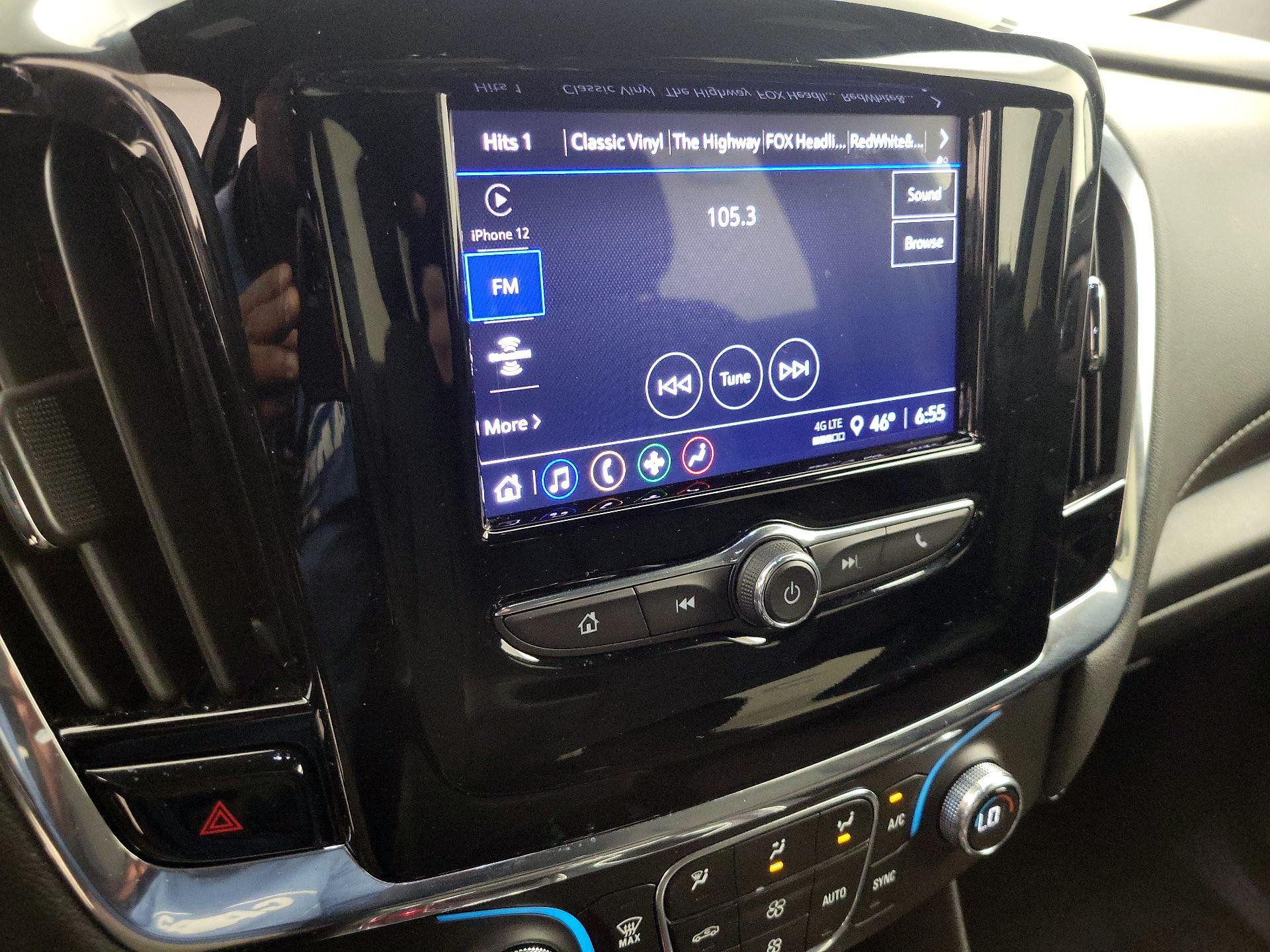 Thumbnail: 2023 Chevrolet Traverse - 15