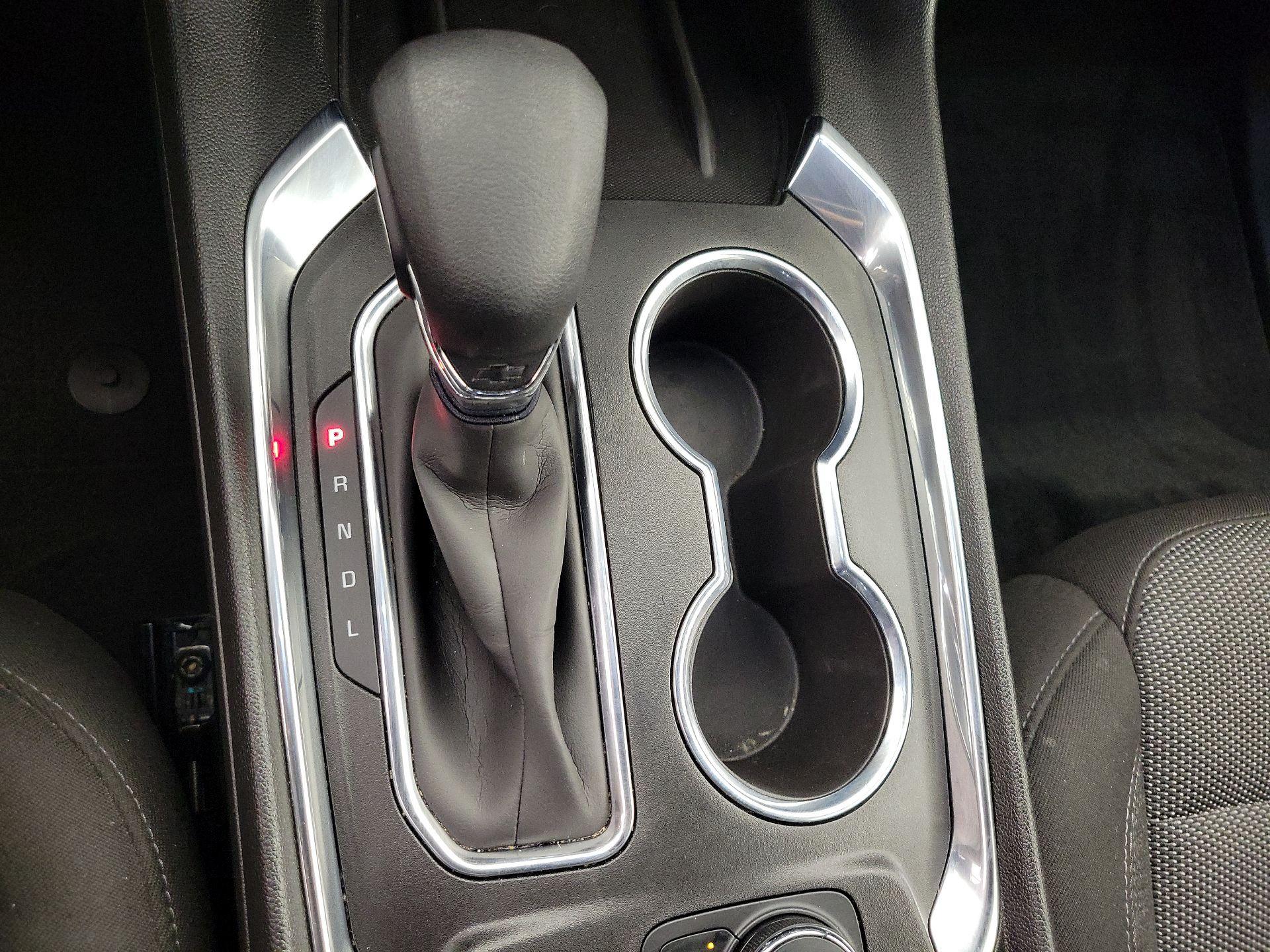 Thumbnail: 2023 Chevrolet Traverse - 17