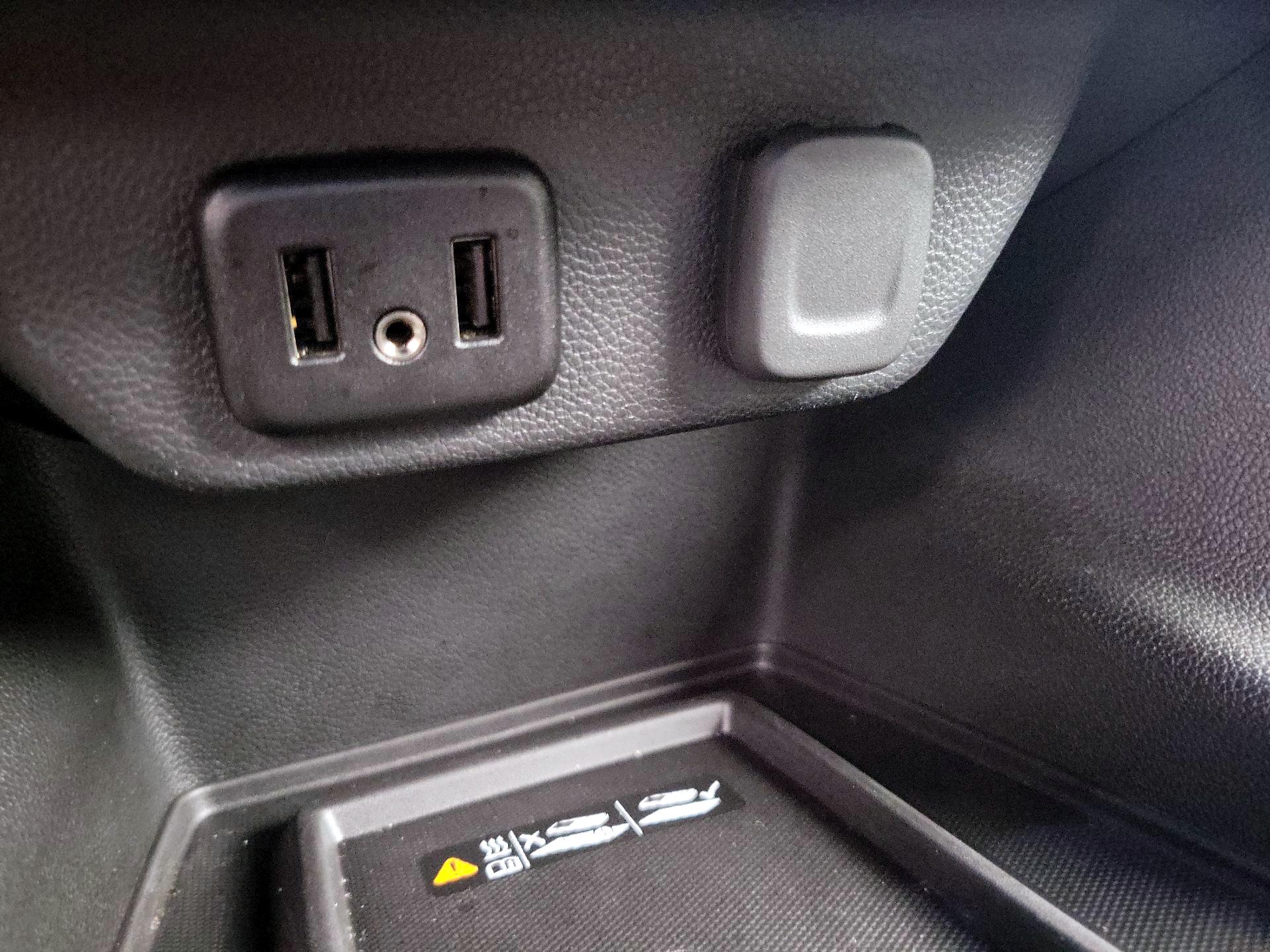 Thumbnail: 2023 Chevrolet Traverse - 18