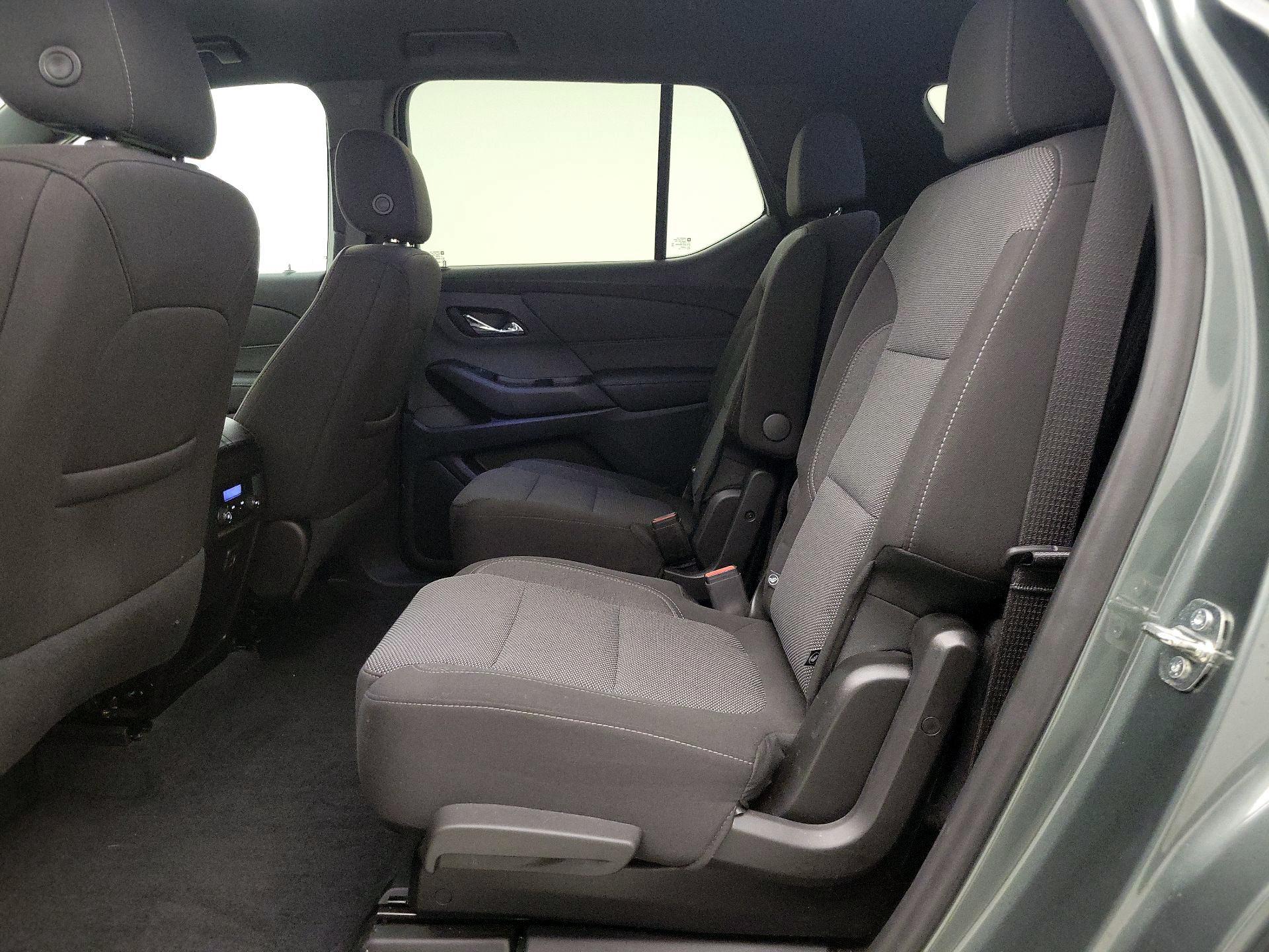 Thumbnail: 2023 Chevrolet Traverse - 19