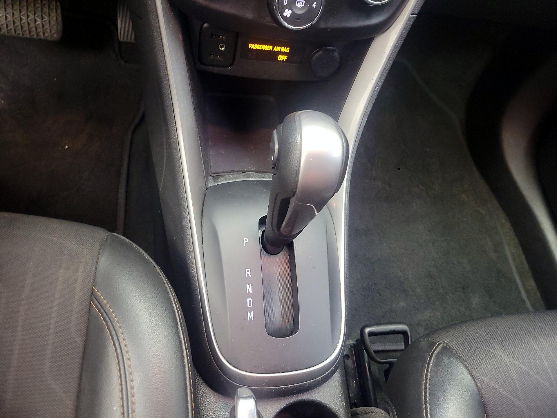 Thumbnail: 2021 Chevrolet Trax - 15