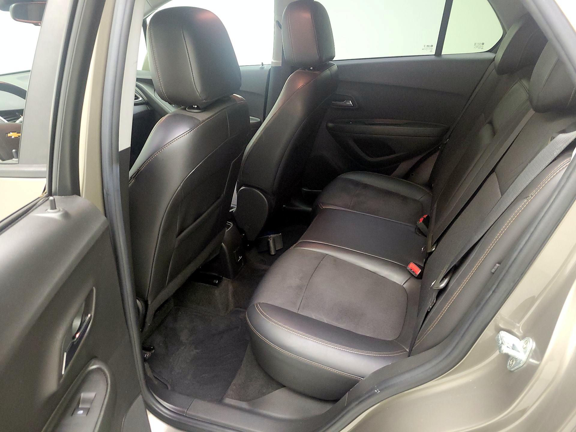 Thumbnail: 2021 Chevrolet Trax - 17