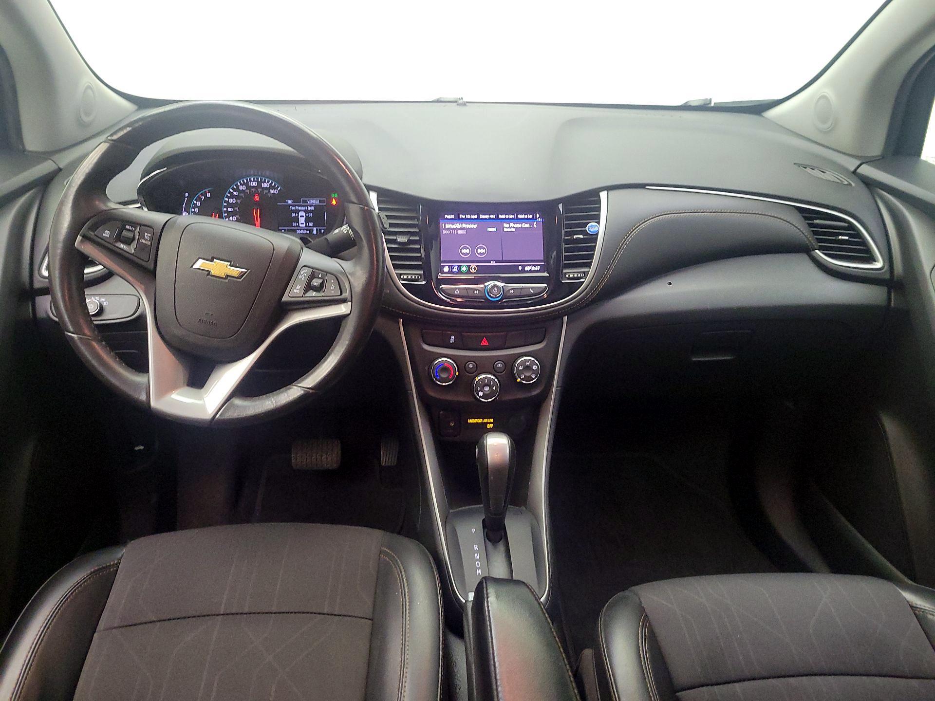 Thumbnail: 2021 Chevrolet Trax - 8