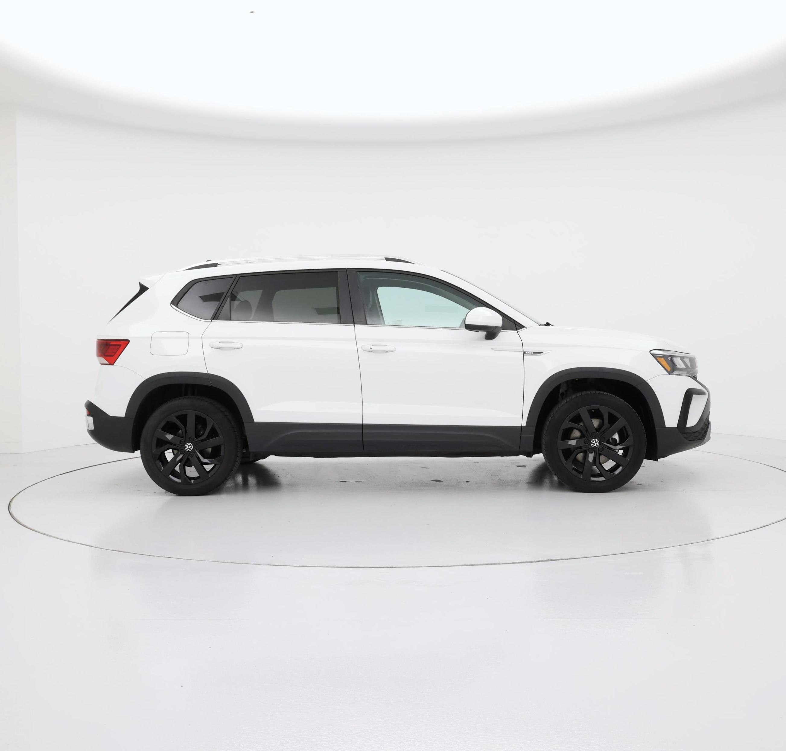 Thumbnail: 2024 Volkswagen Taos - 7