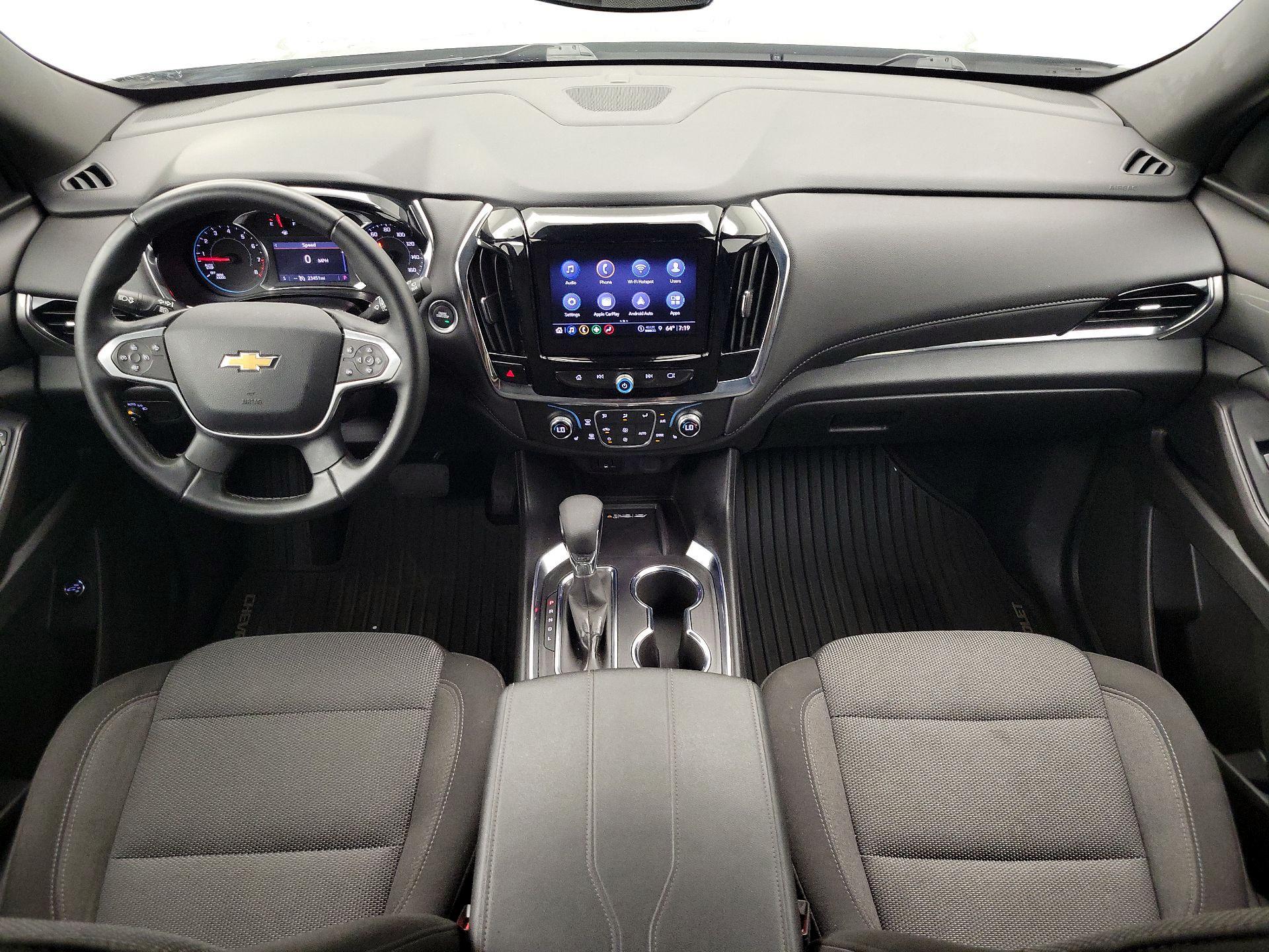 Thumbnail: 2023 Chevrolet Traverse - 9