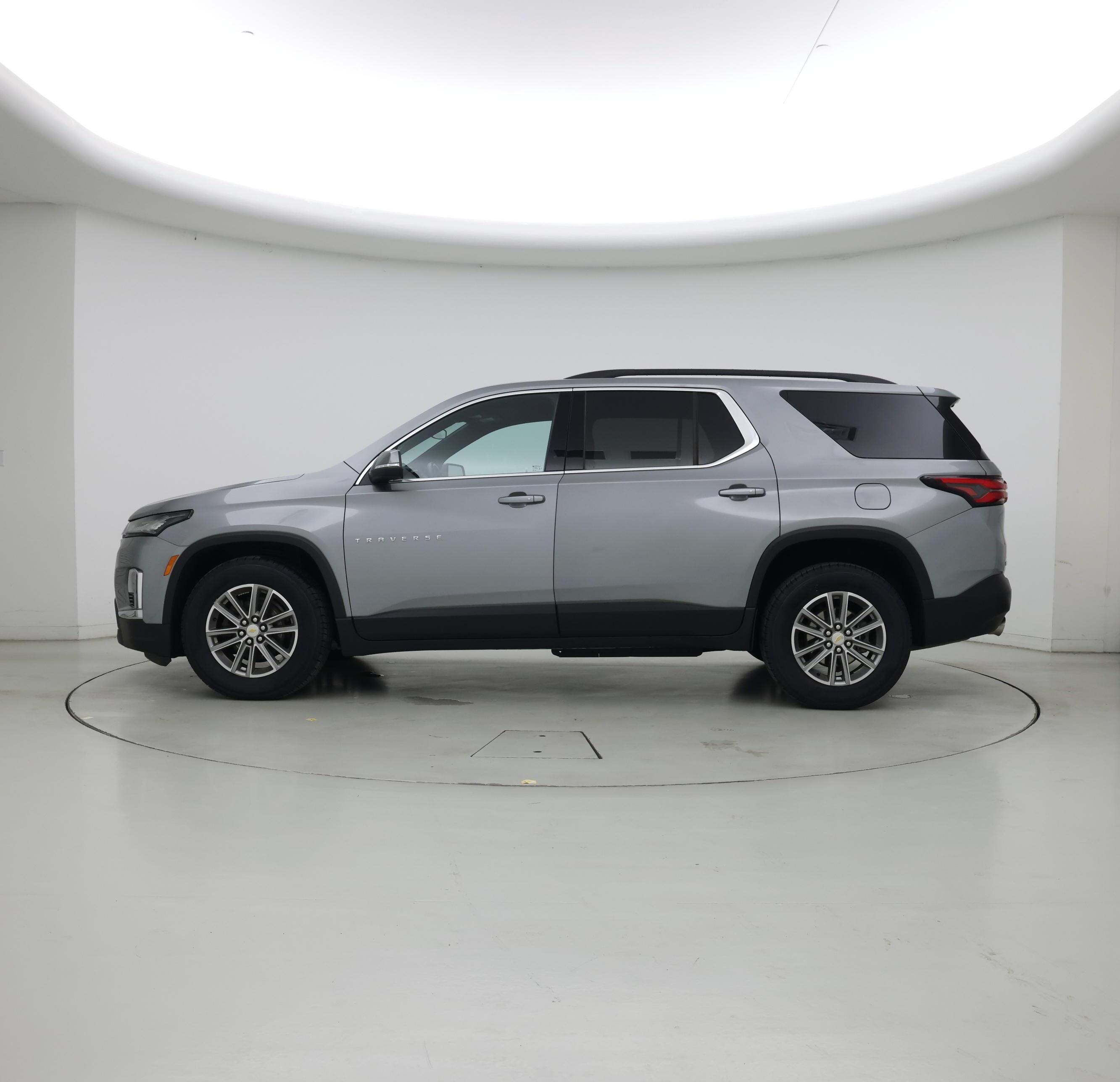Thumbnail: 2023 Chevrolet Traverse - 3