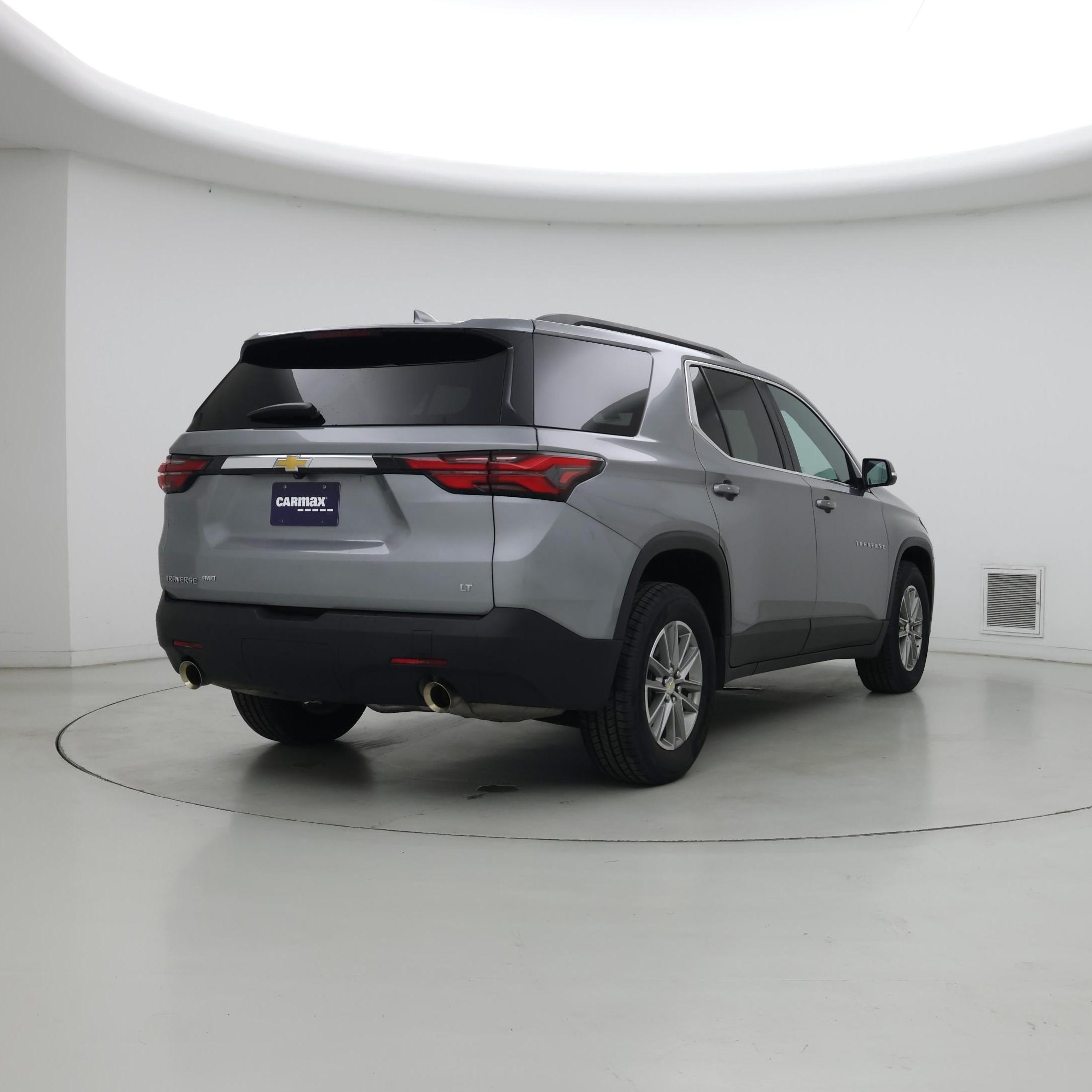 Thumbnail: 2023 Chevrolet Traverse - 8
