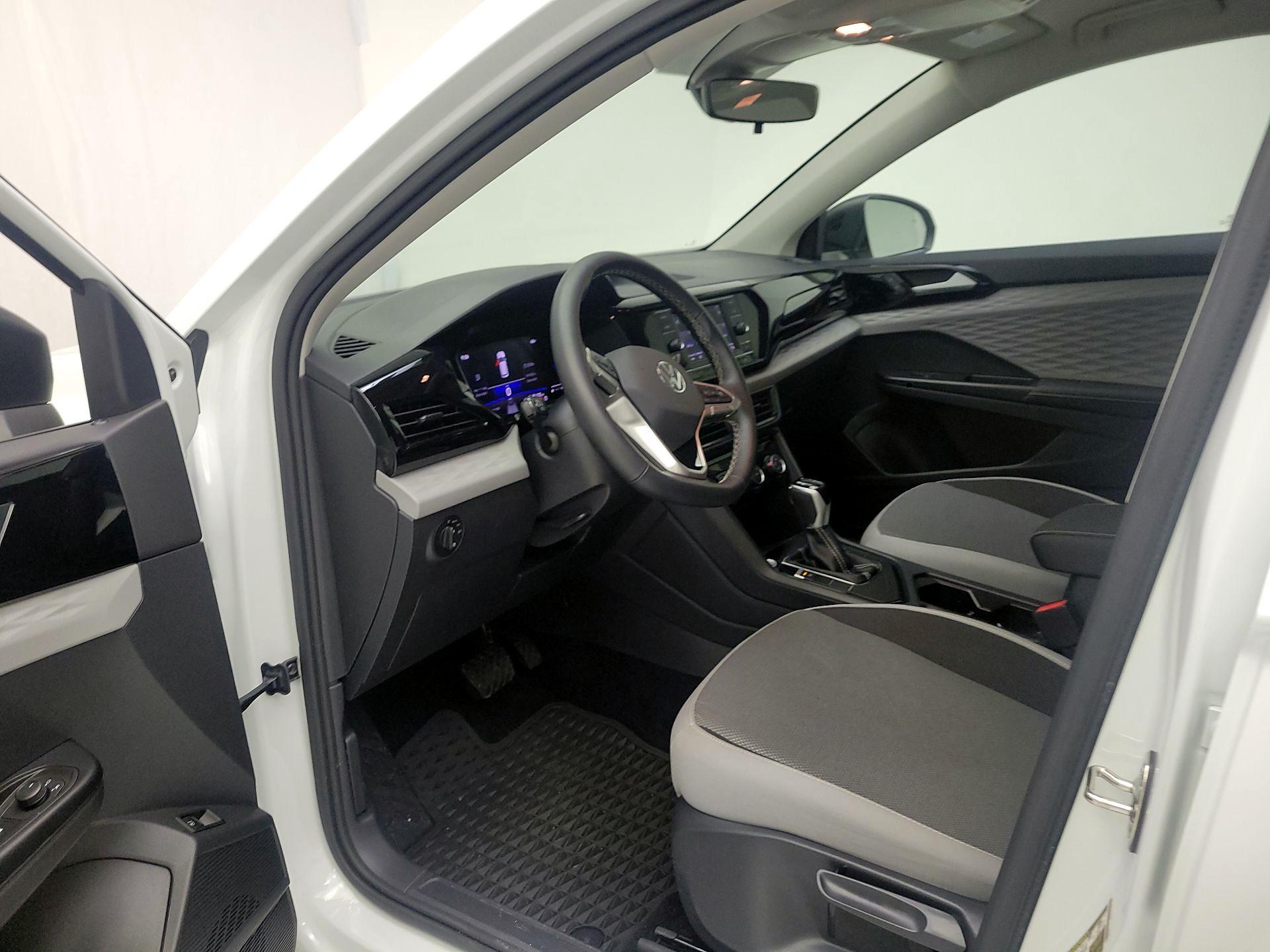 Thumbnail: 2024 Volkswagen Taos - 9