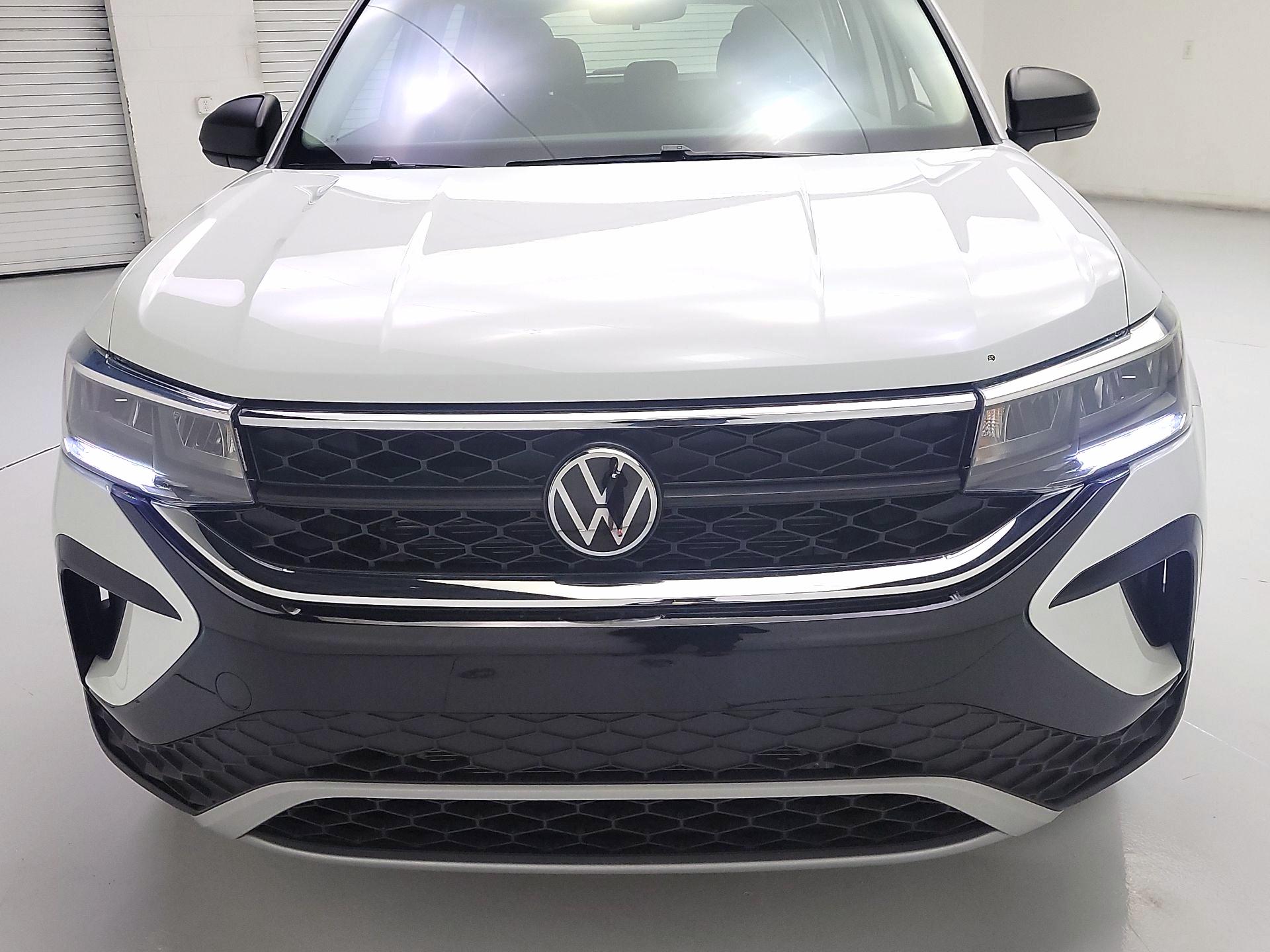 Thumbnail: 2024 Volkswagen Taos - 2