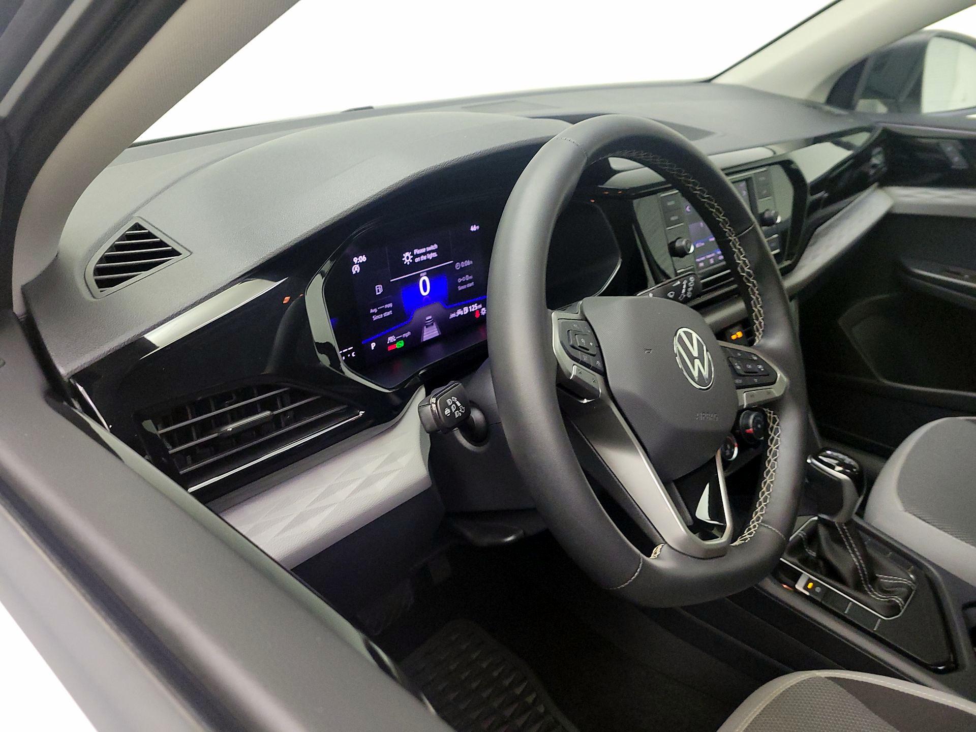 Thumbnail: 2024 Volkswagen Taos - 8