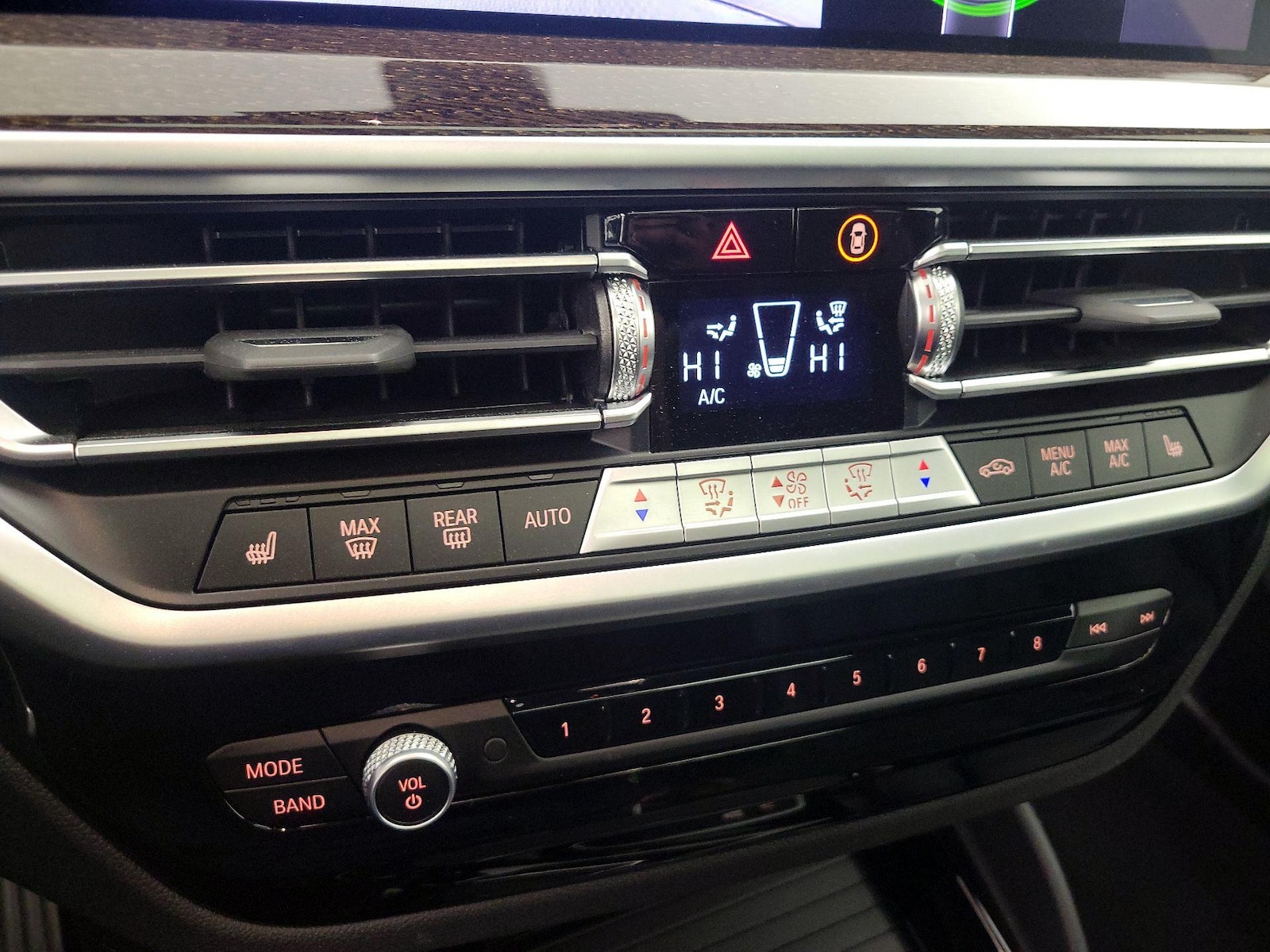 2023 BMW X4 30i - Photo 18