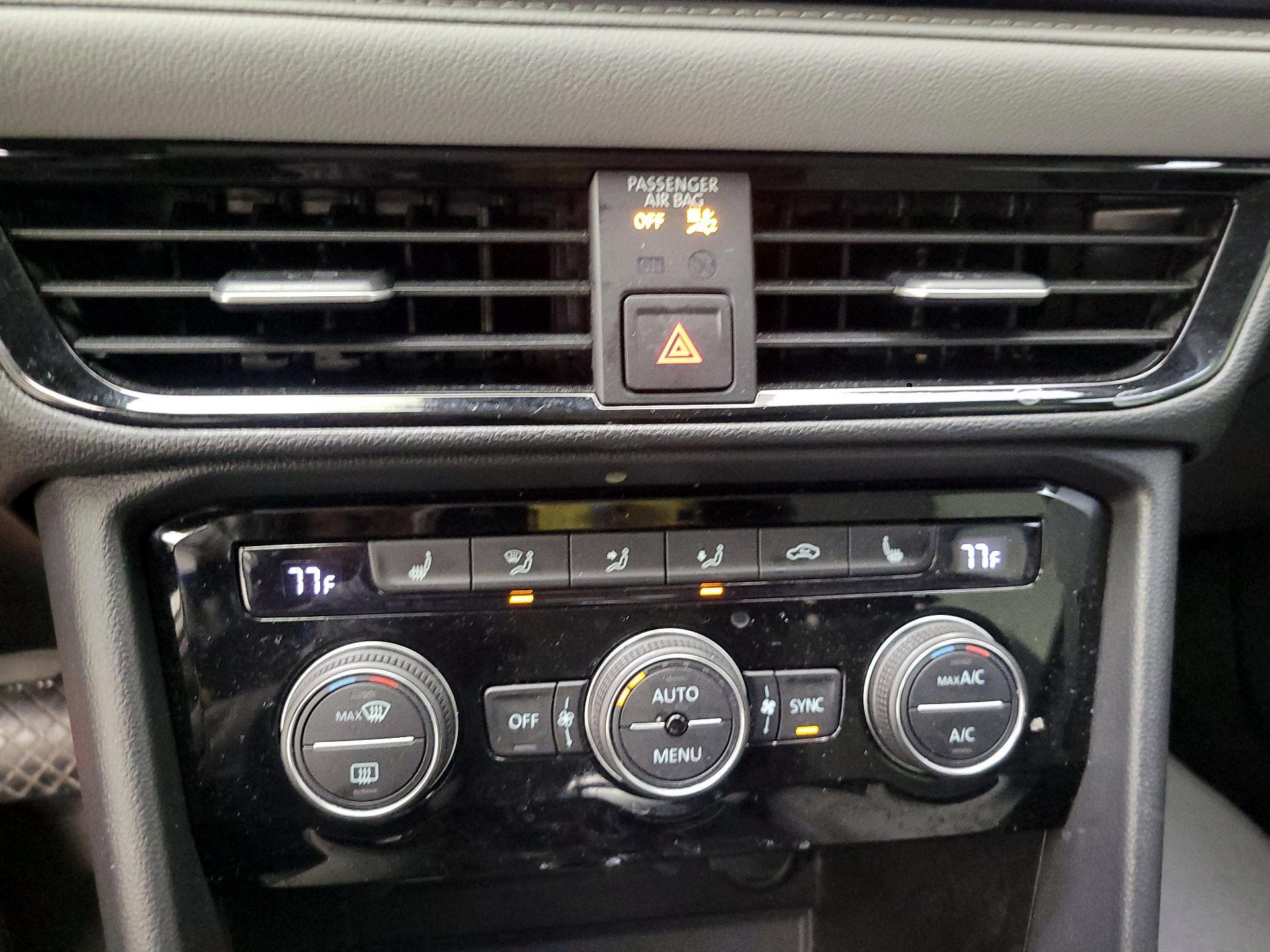 Thumbnail: 2024 Volkswagen Taos - 14