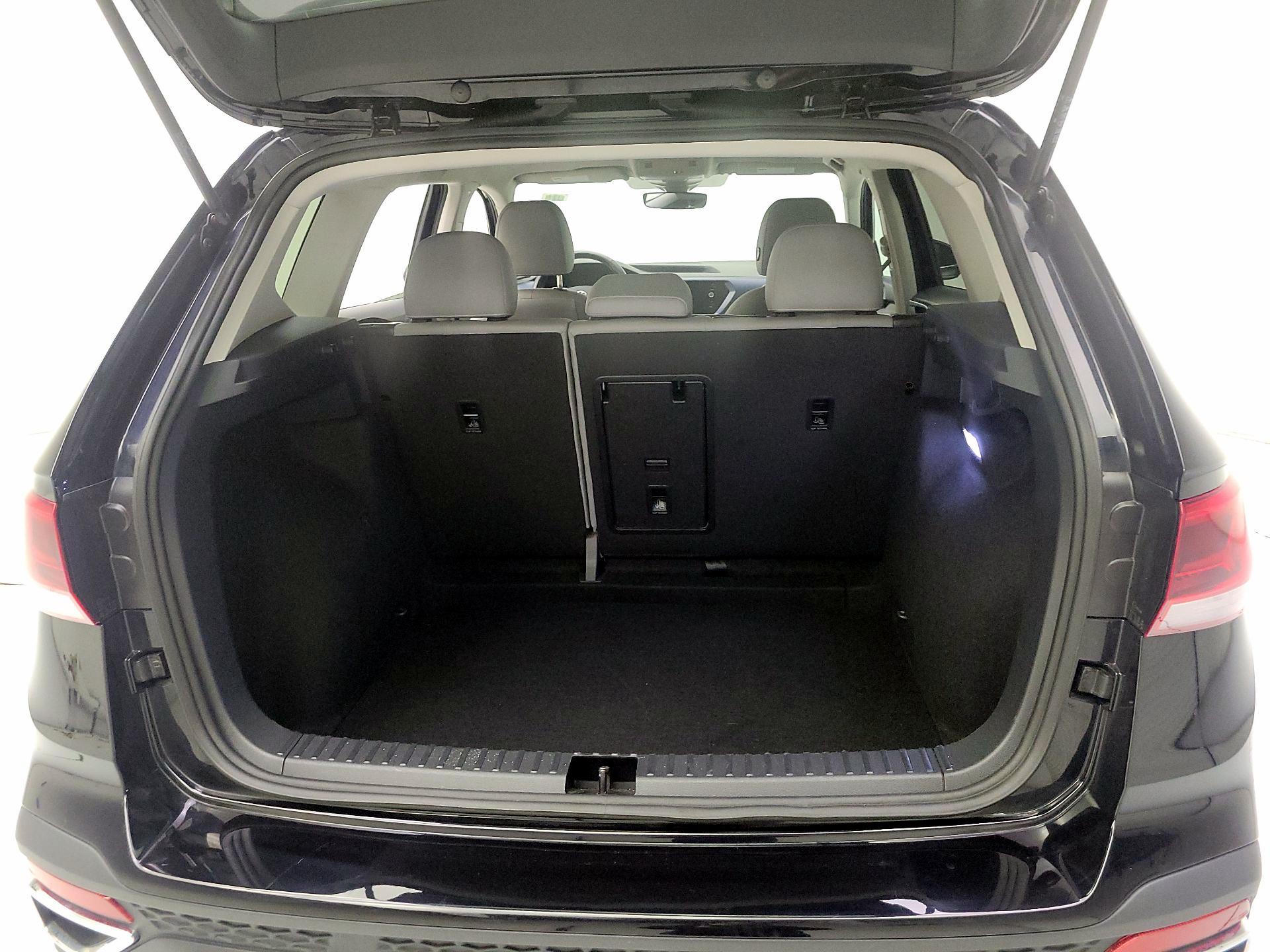 Thumbnail: 2024 Volkswagen Taos - 18