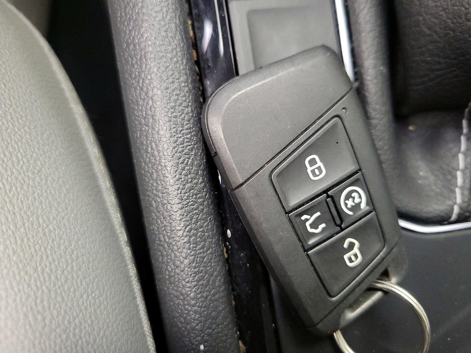 Thumbnail: 2024 Volkswagen Taos - 20