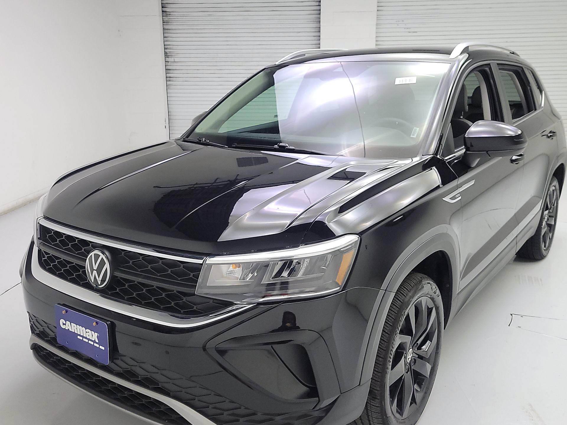 Thumbnail: 2024 Volkswagen Taos - 3