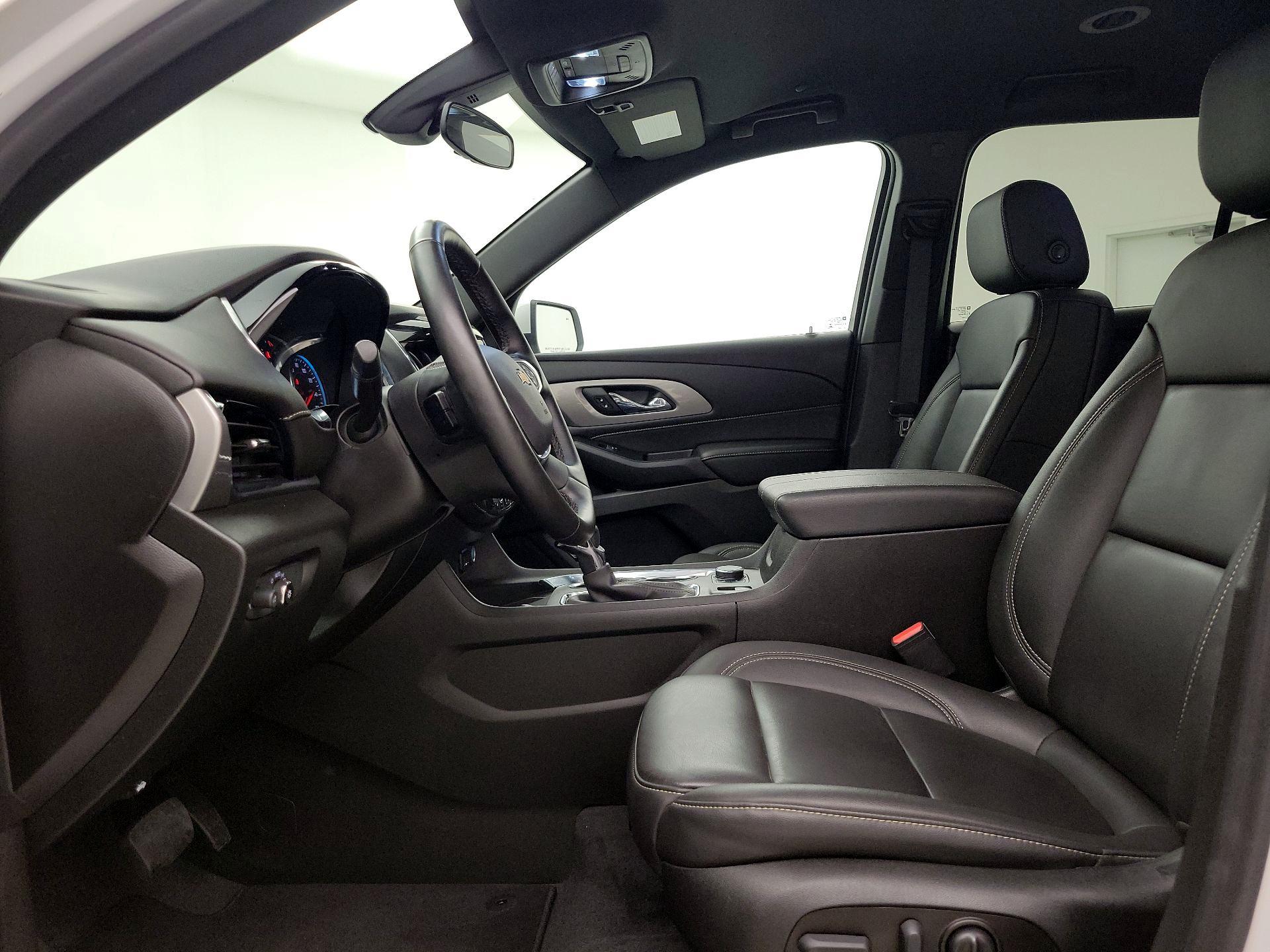 Thumbnail: 2023 Chevrolet Traverse - 11