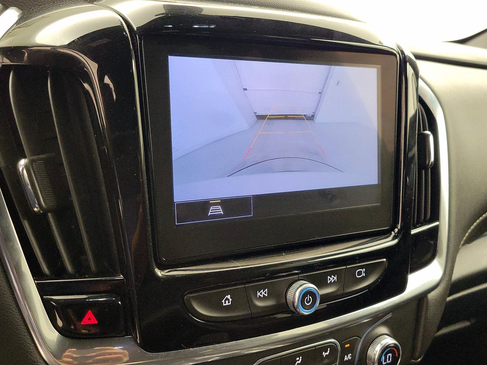 Thumbnail: 2023 Chevrolet Traverse - 14