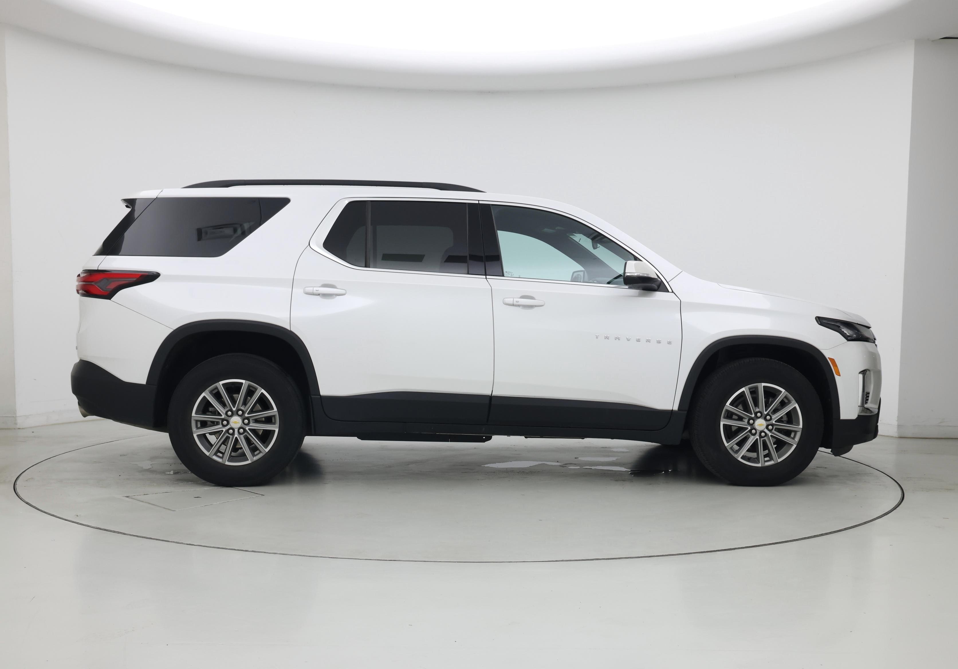 Thumbnail: 2023 Chevrolet Traverse - 7