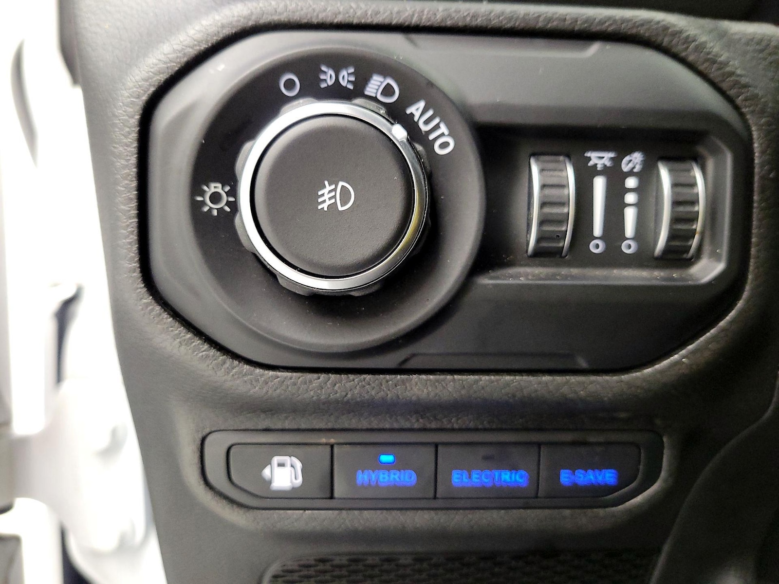 2021 Jeep Wrangler Unlimited Sahara 4XE - Photo 14