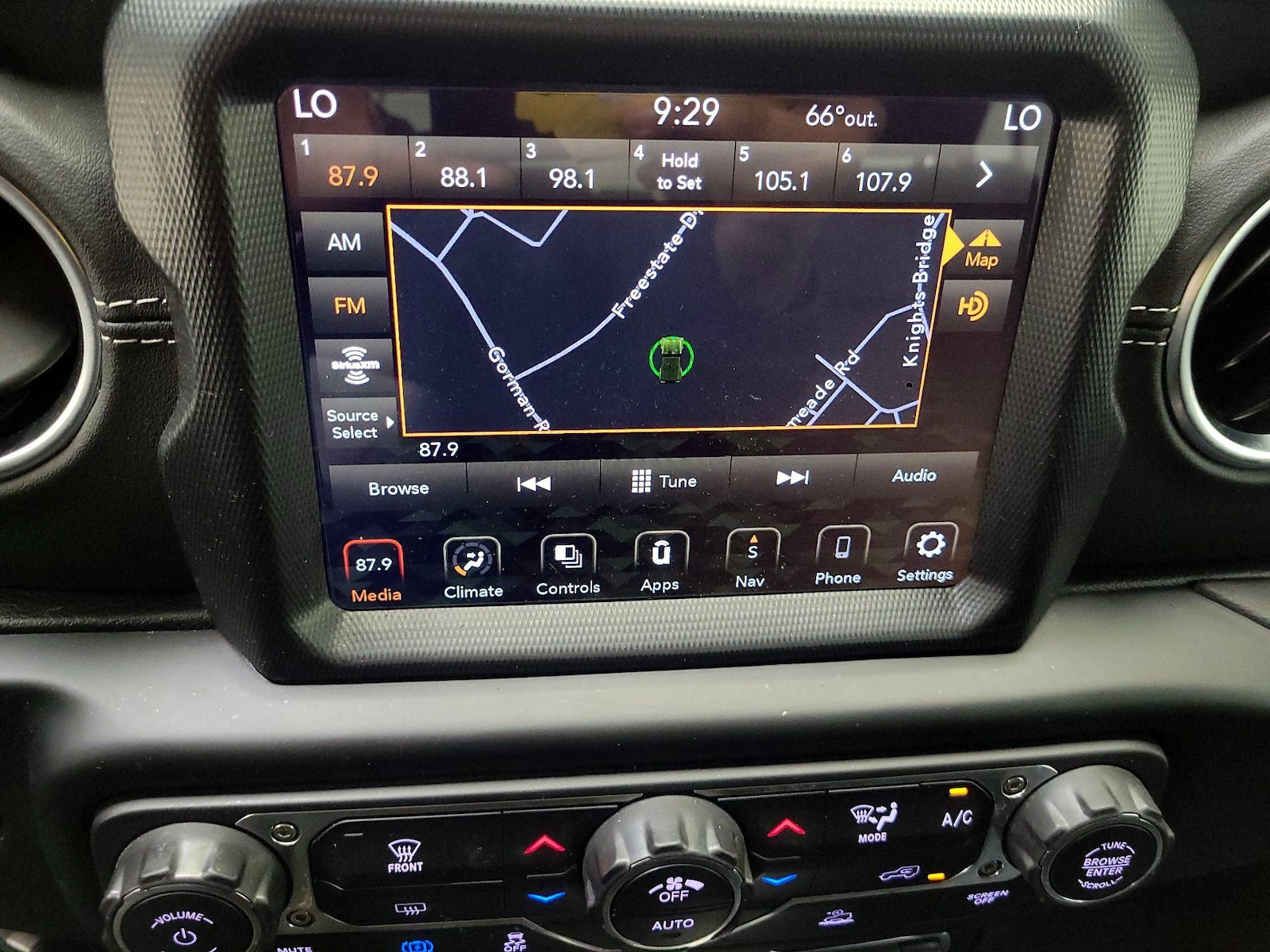 2021 Jeep Wrangler Unlimited Sahara 4XE - Photo 15